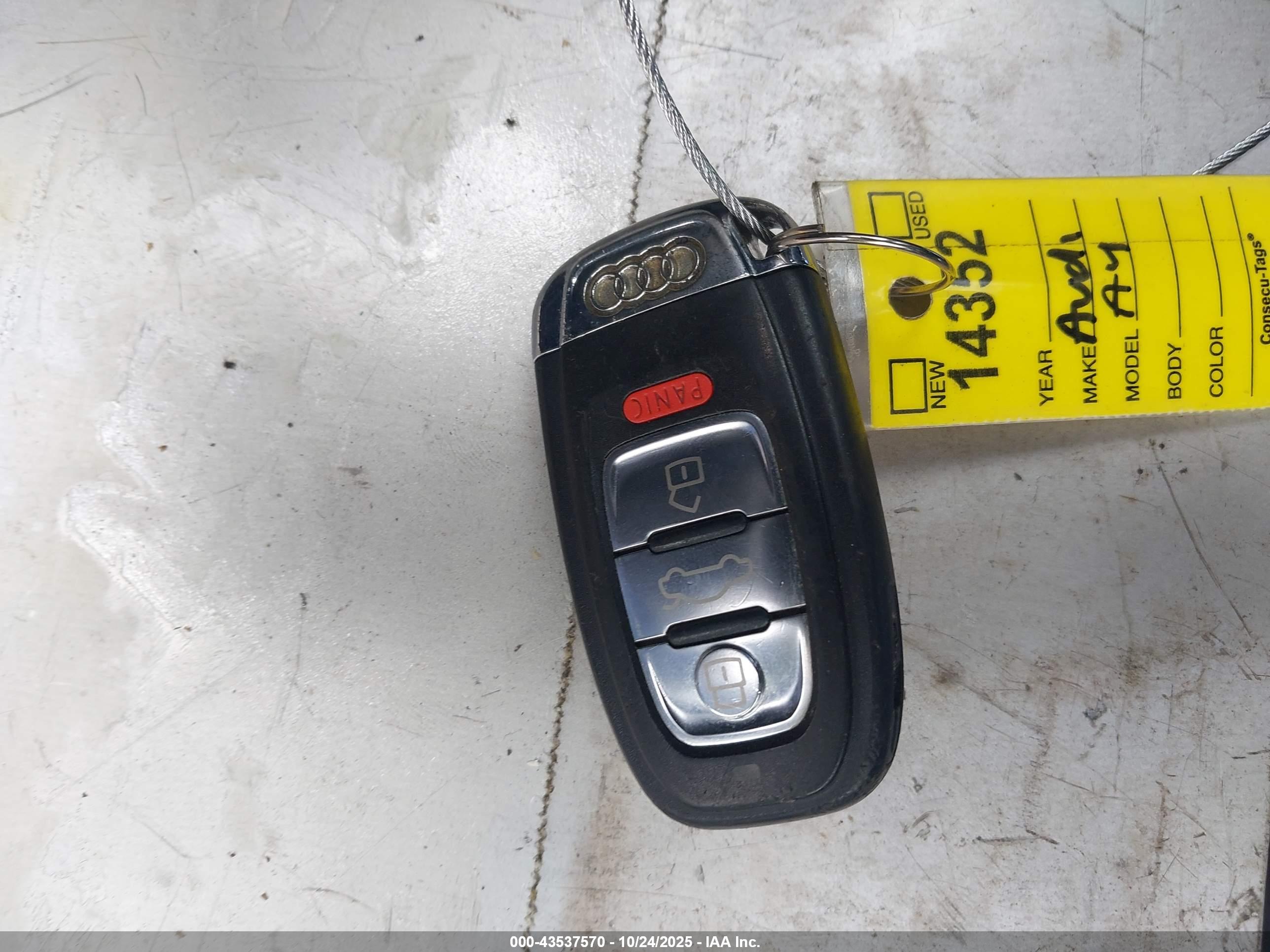 AUDI A4 image 11