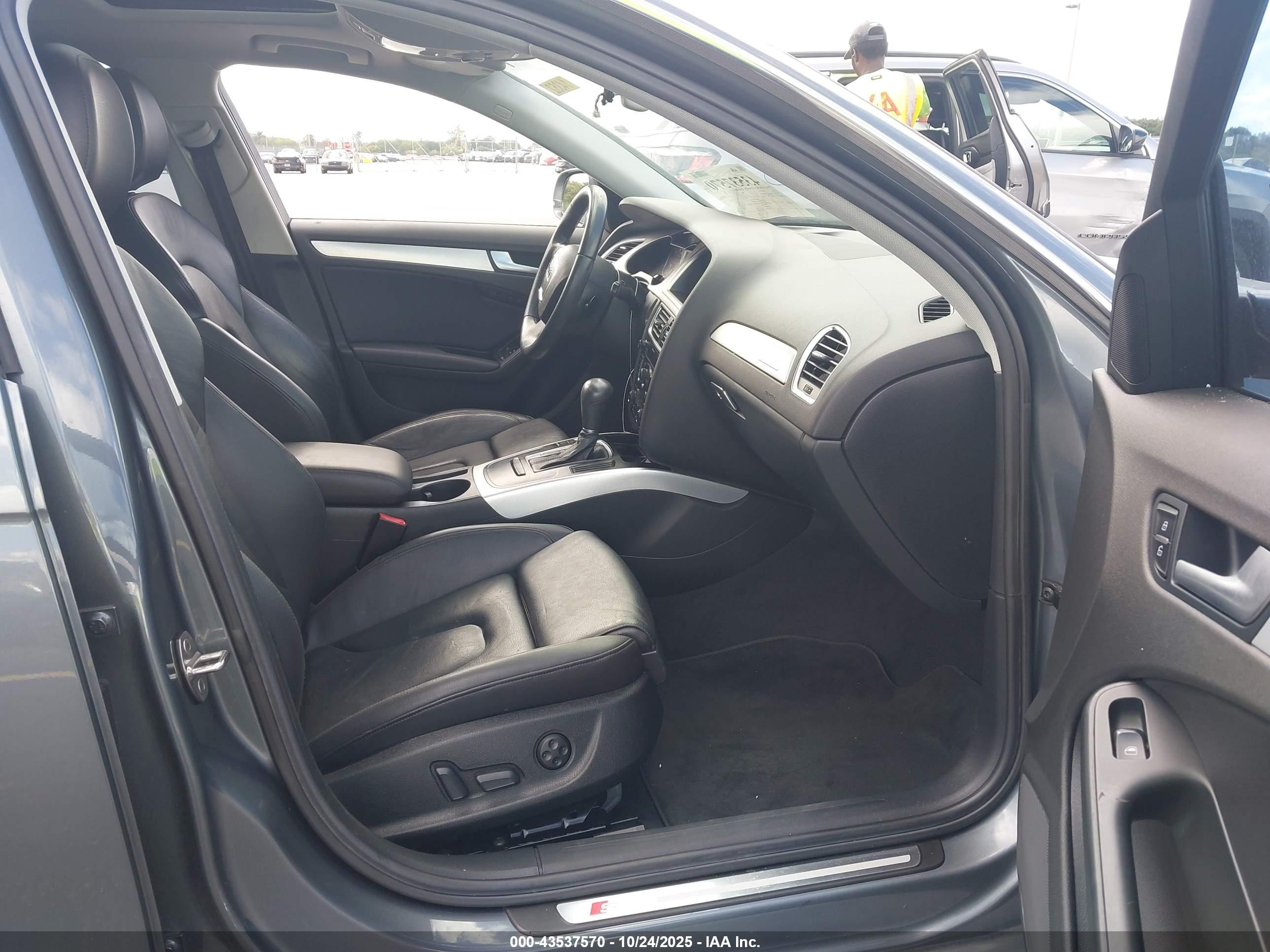 AUDI A4 image 5