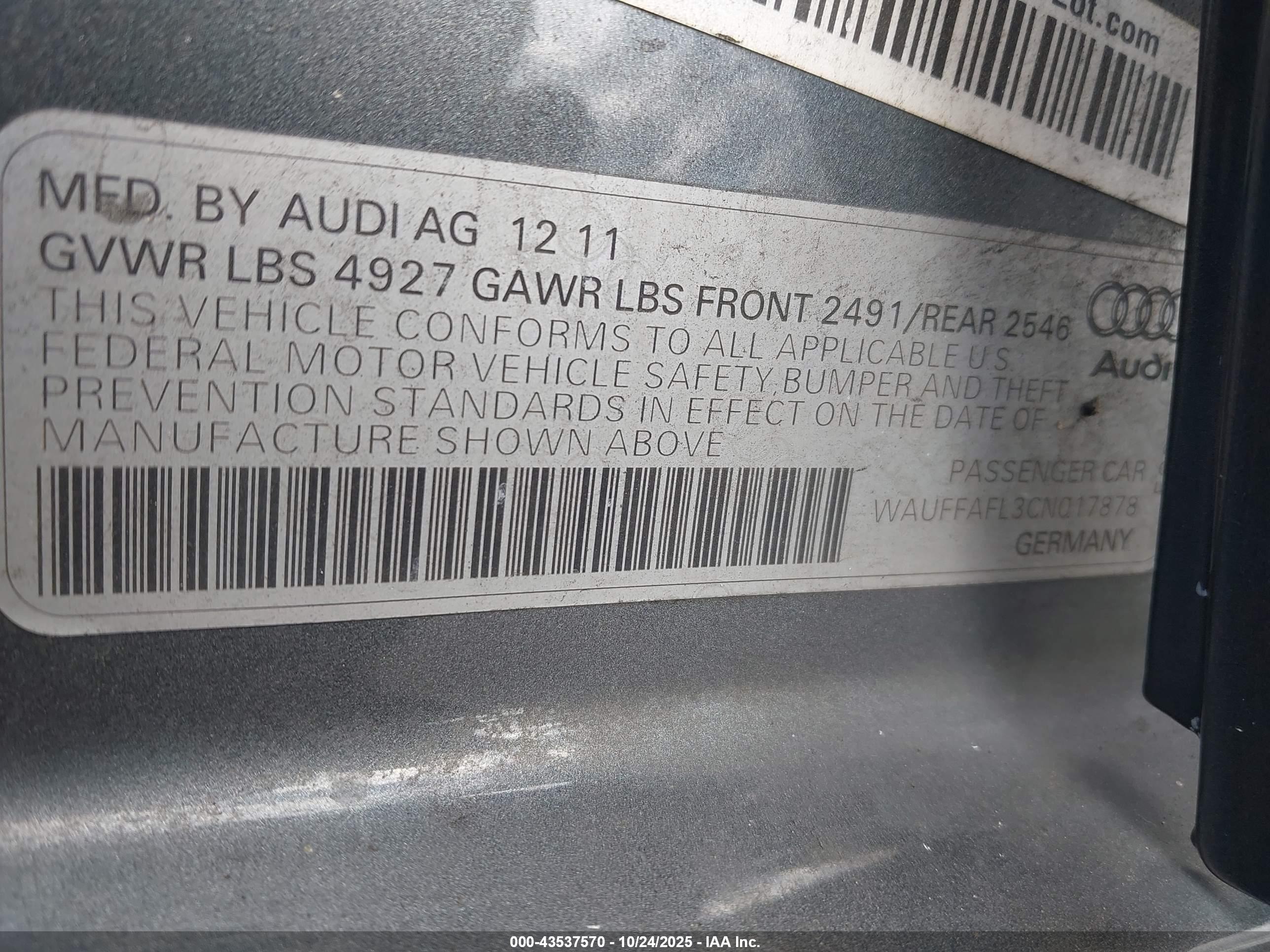 AUDI A4 image 9