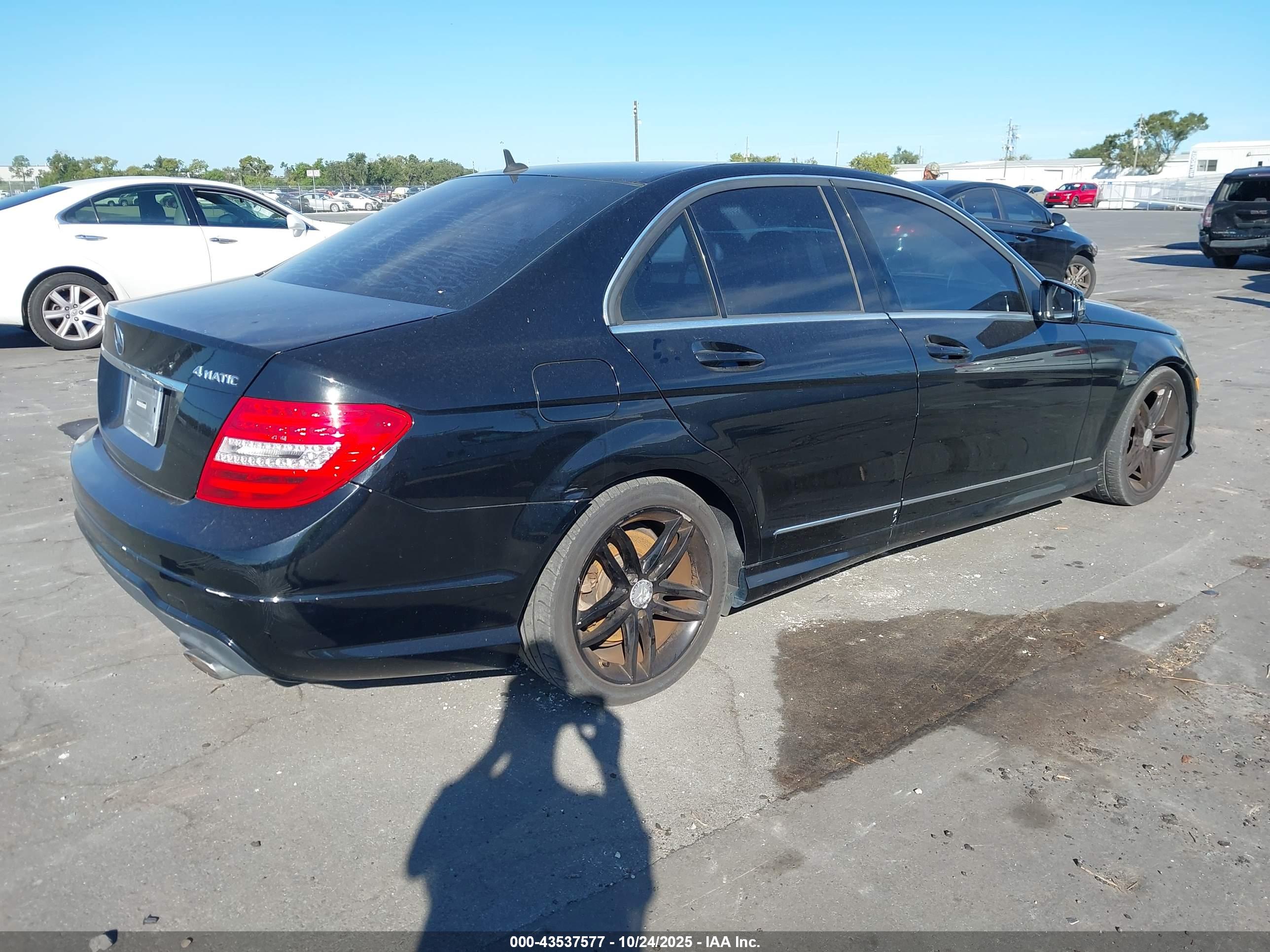 MERCEDES-BENZ C image 4