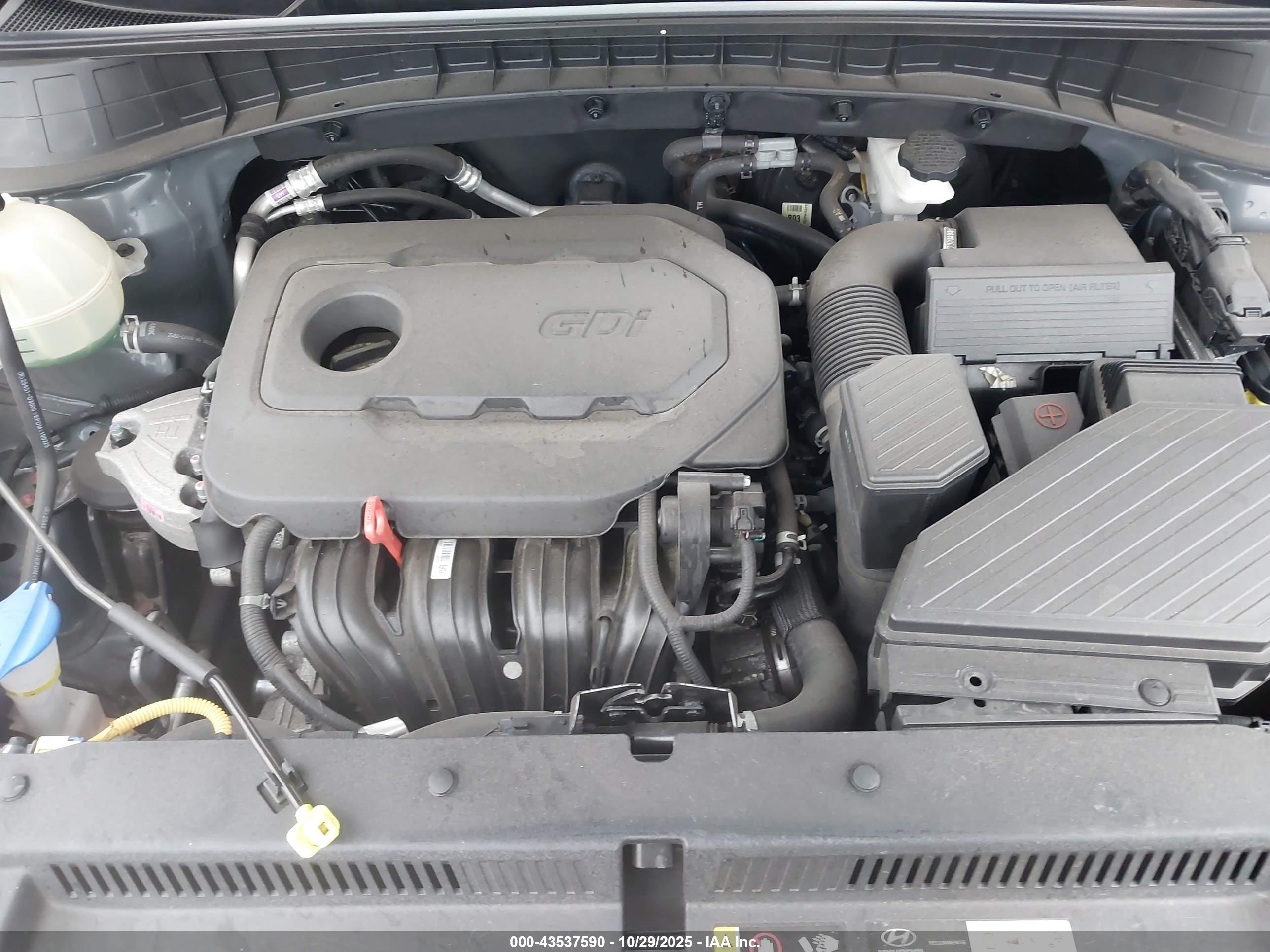 HYUNDAI TUCSON image 10