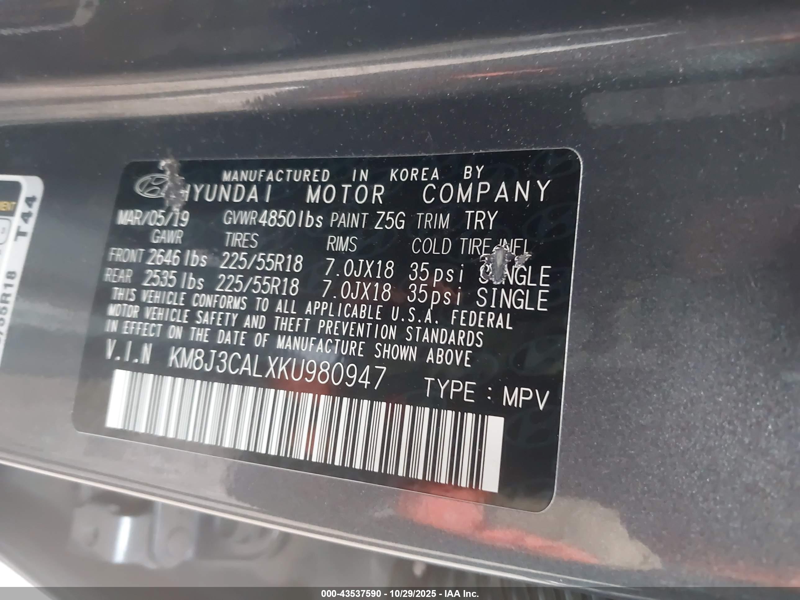 HYUNDAI TUCSON image 9