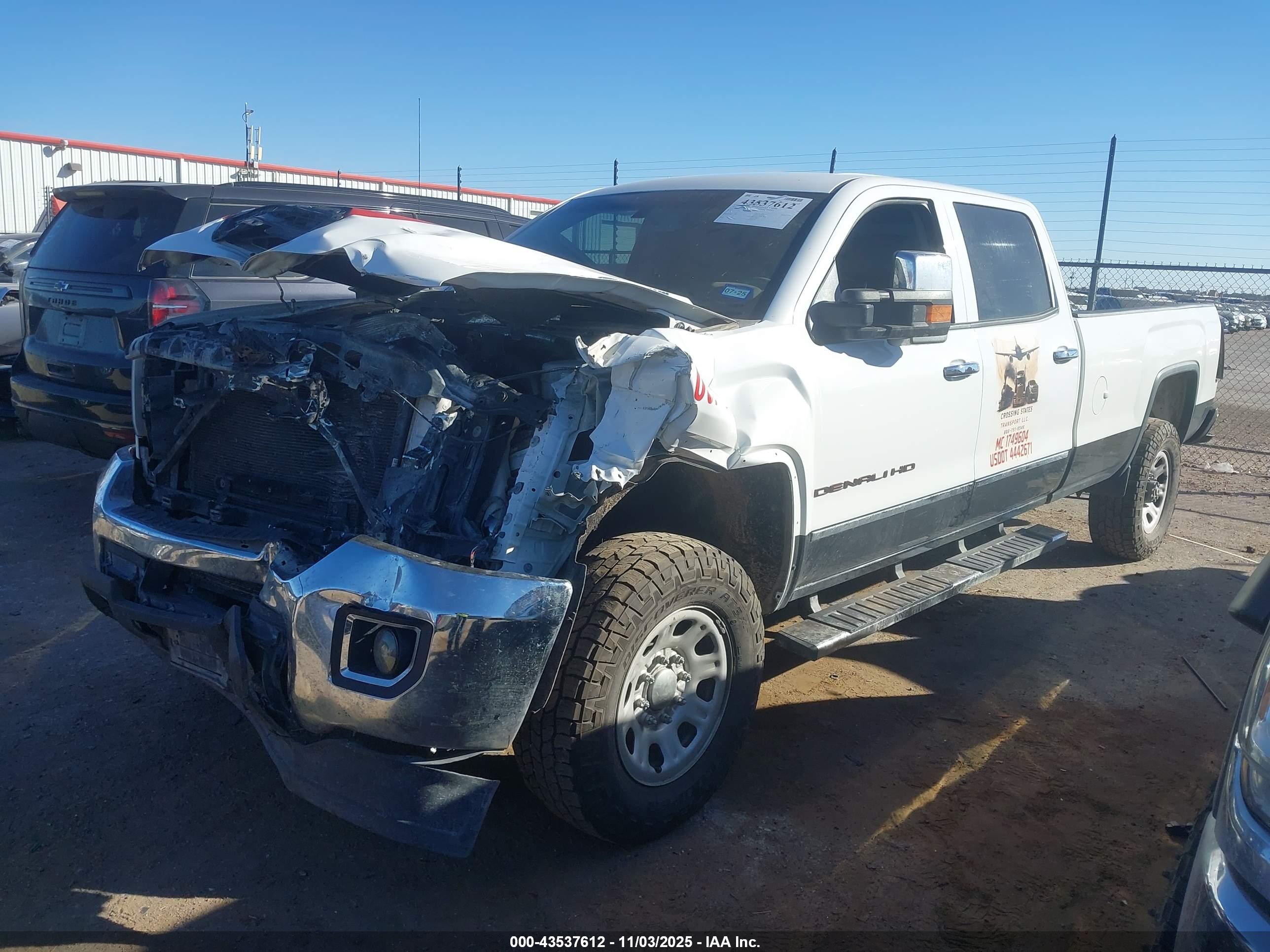 GMC SIERRA image 2