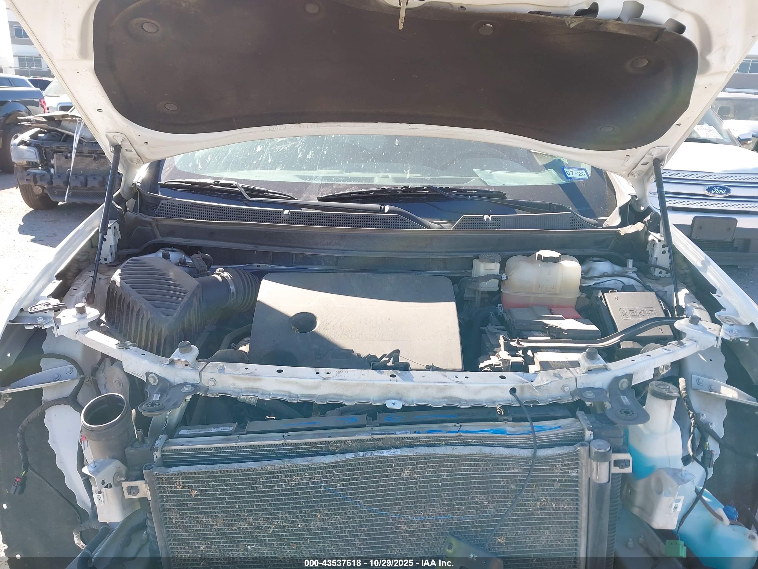 CHEVROLET TRAVERSE image 10