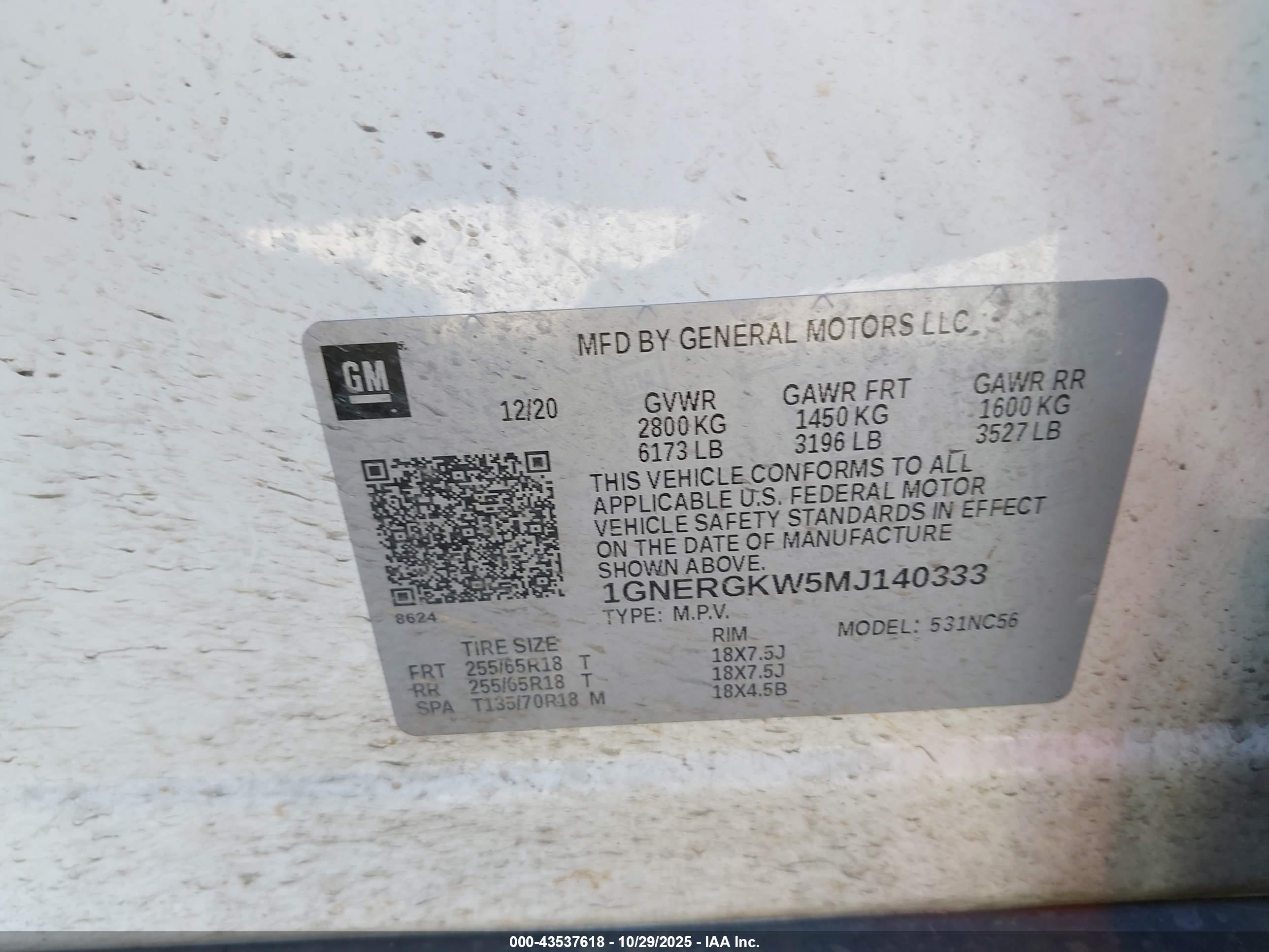 CHEVROLET TRAVERSE image 9