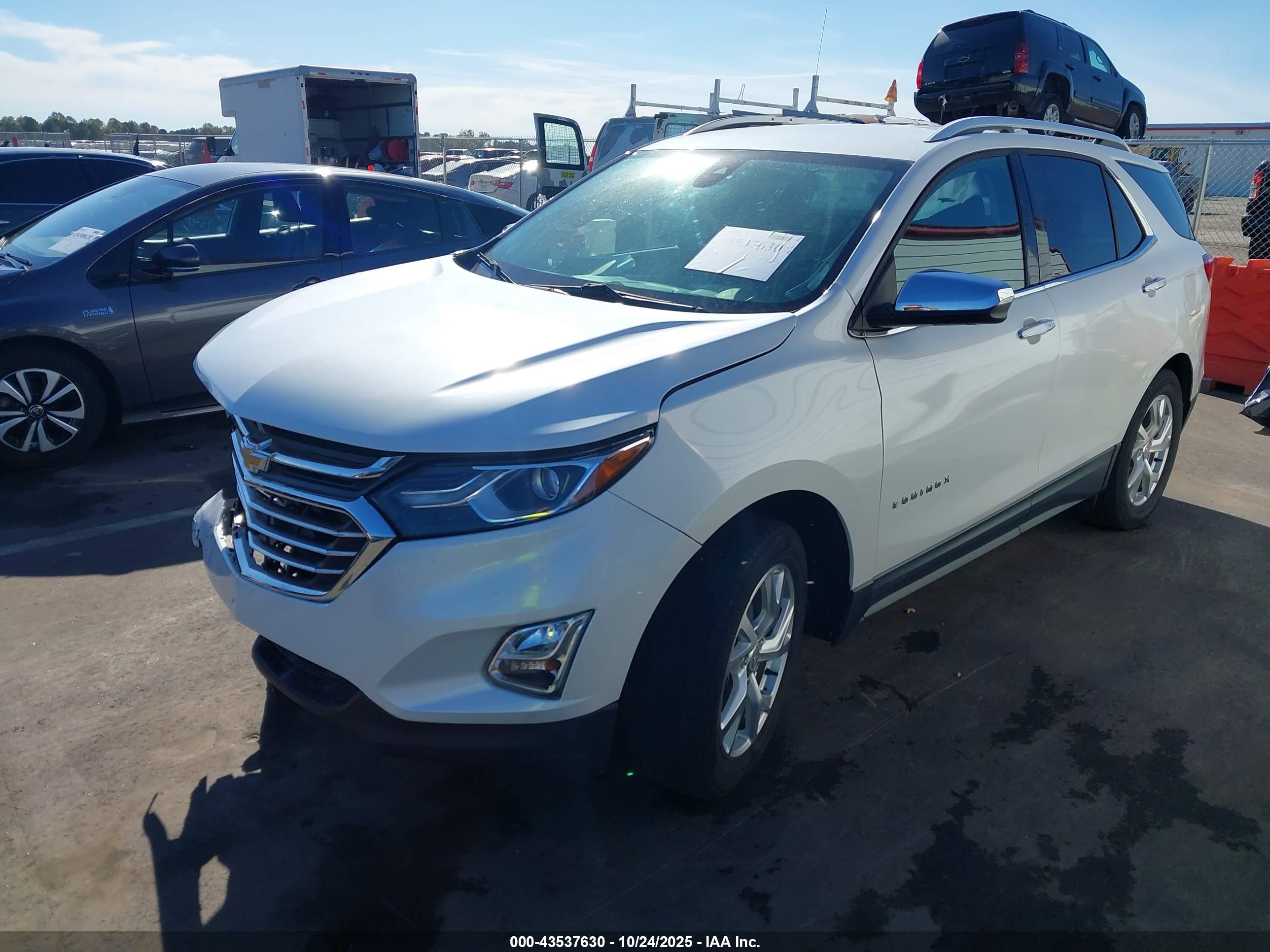 CHEVROLET EQUINOX image 2