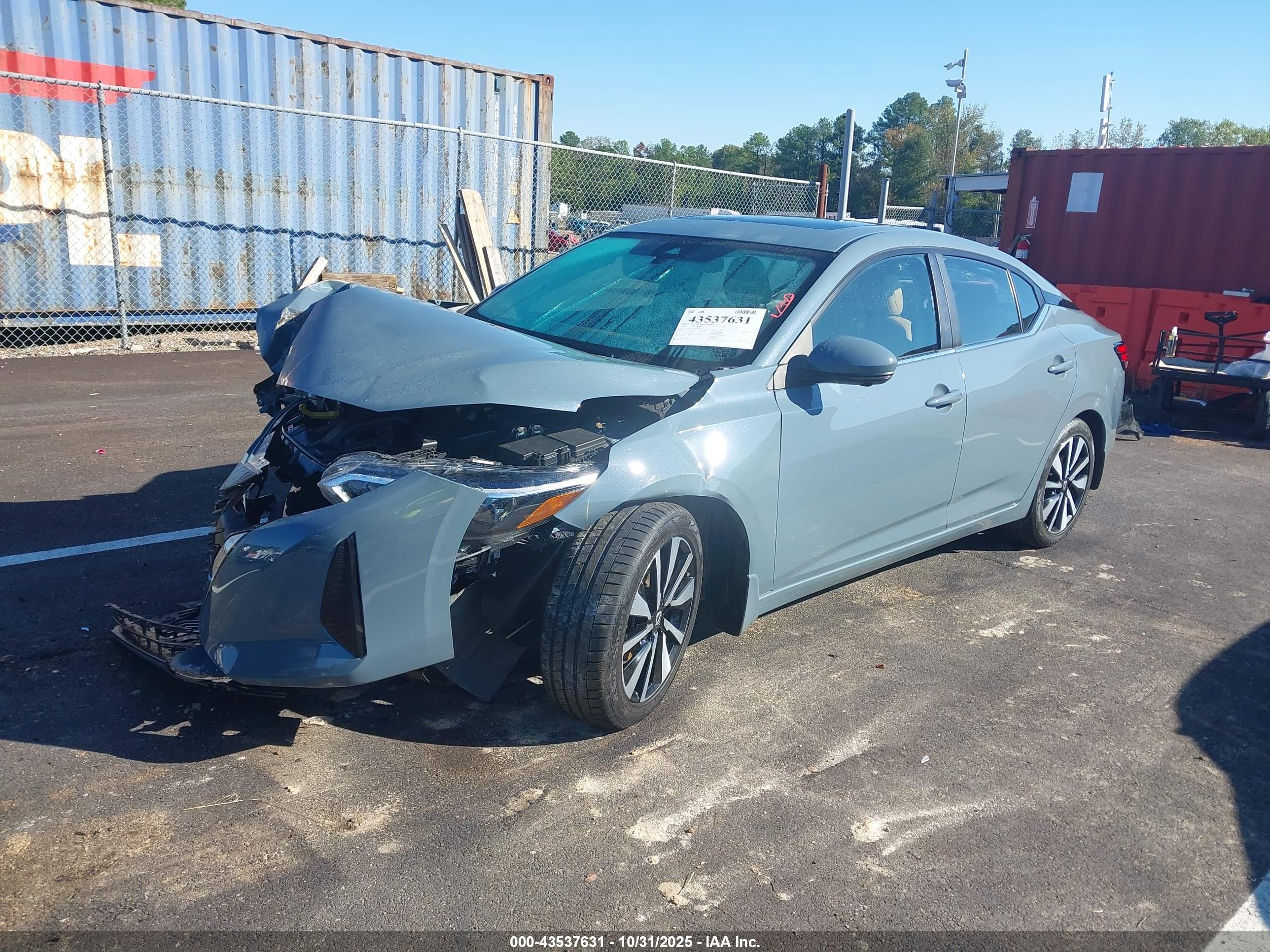 NISSAN SENTRA image 2