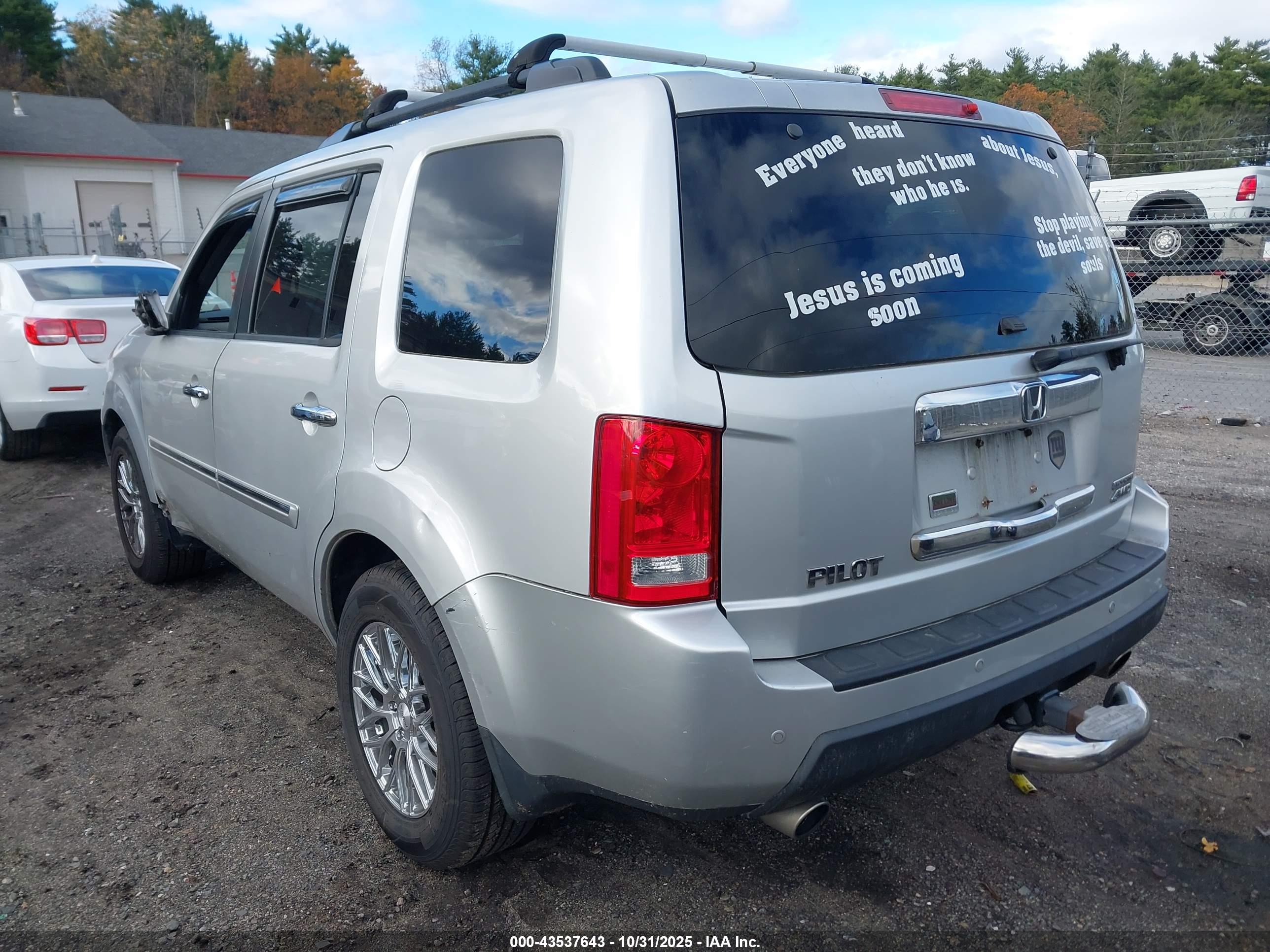 HONDA PILOT image 3