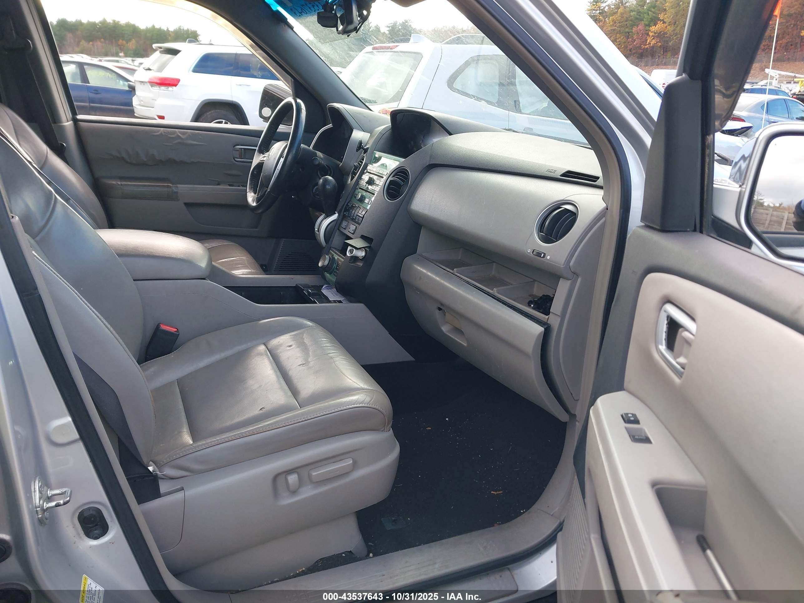 HONDA PILOT image 5
