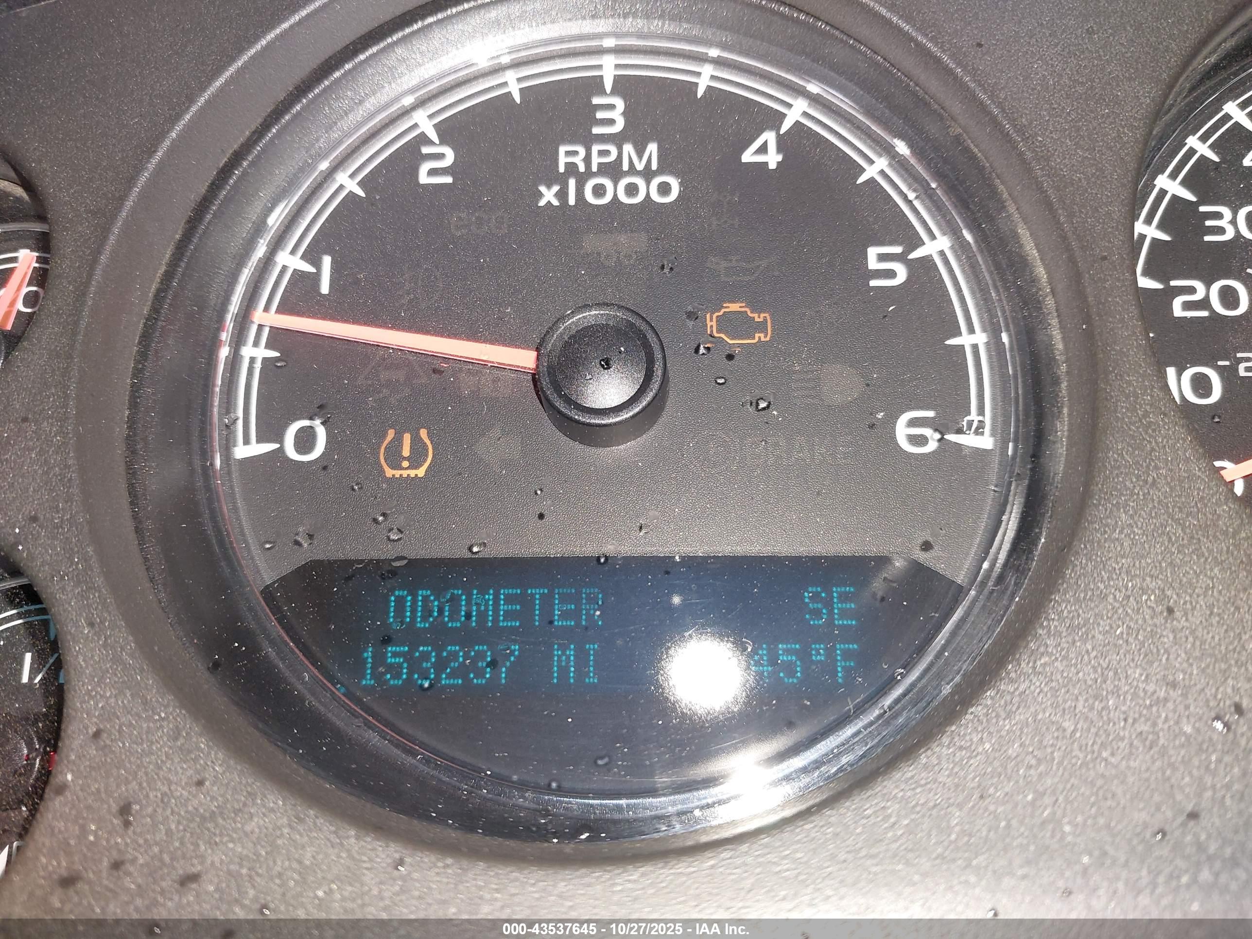 CHEVROLET SILVERADO image 7