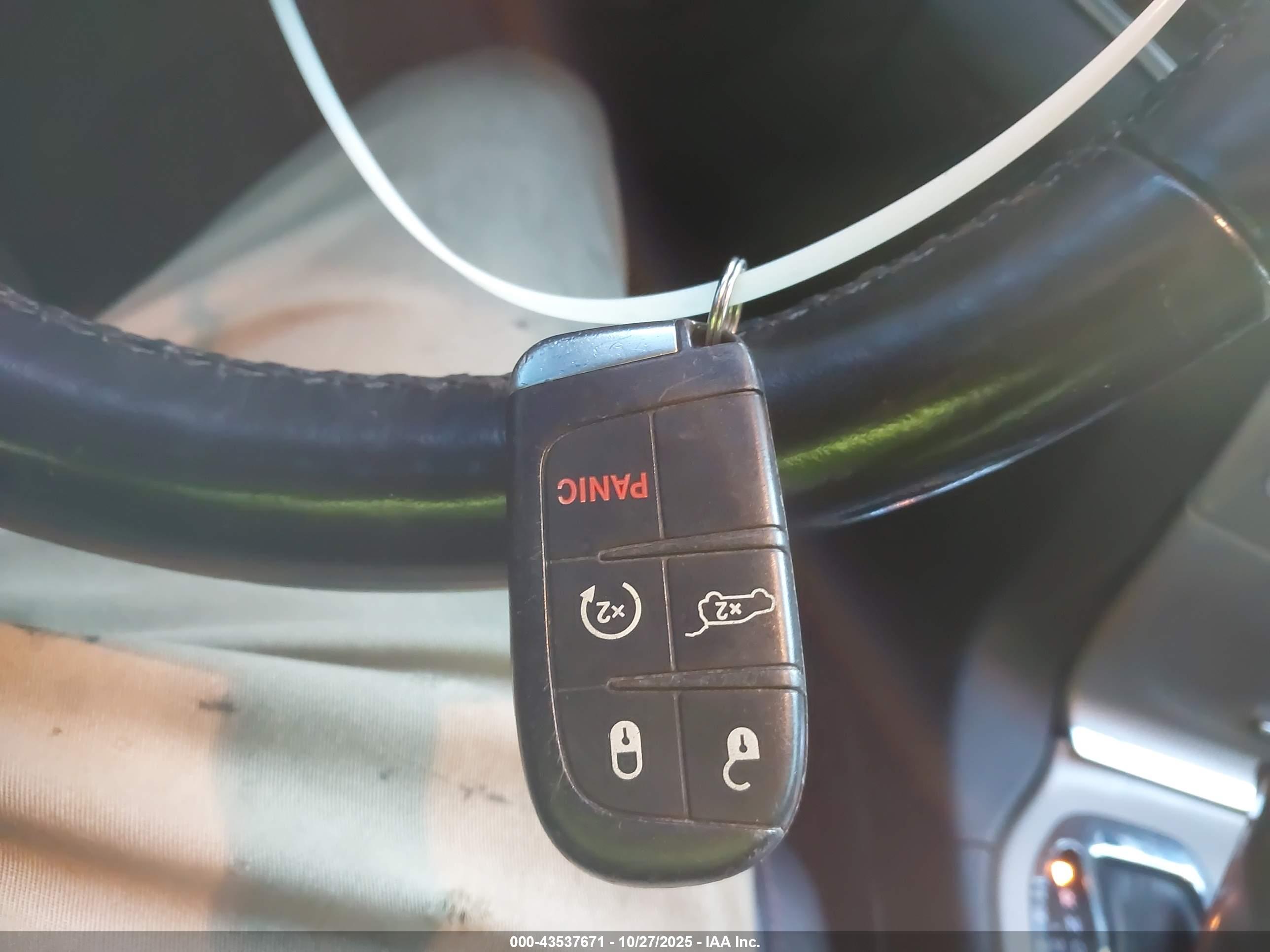 JEEP GRAND image 11