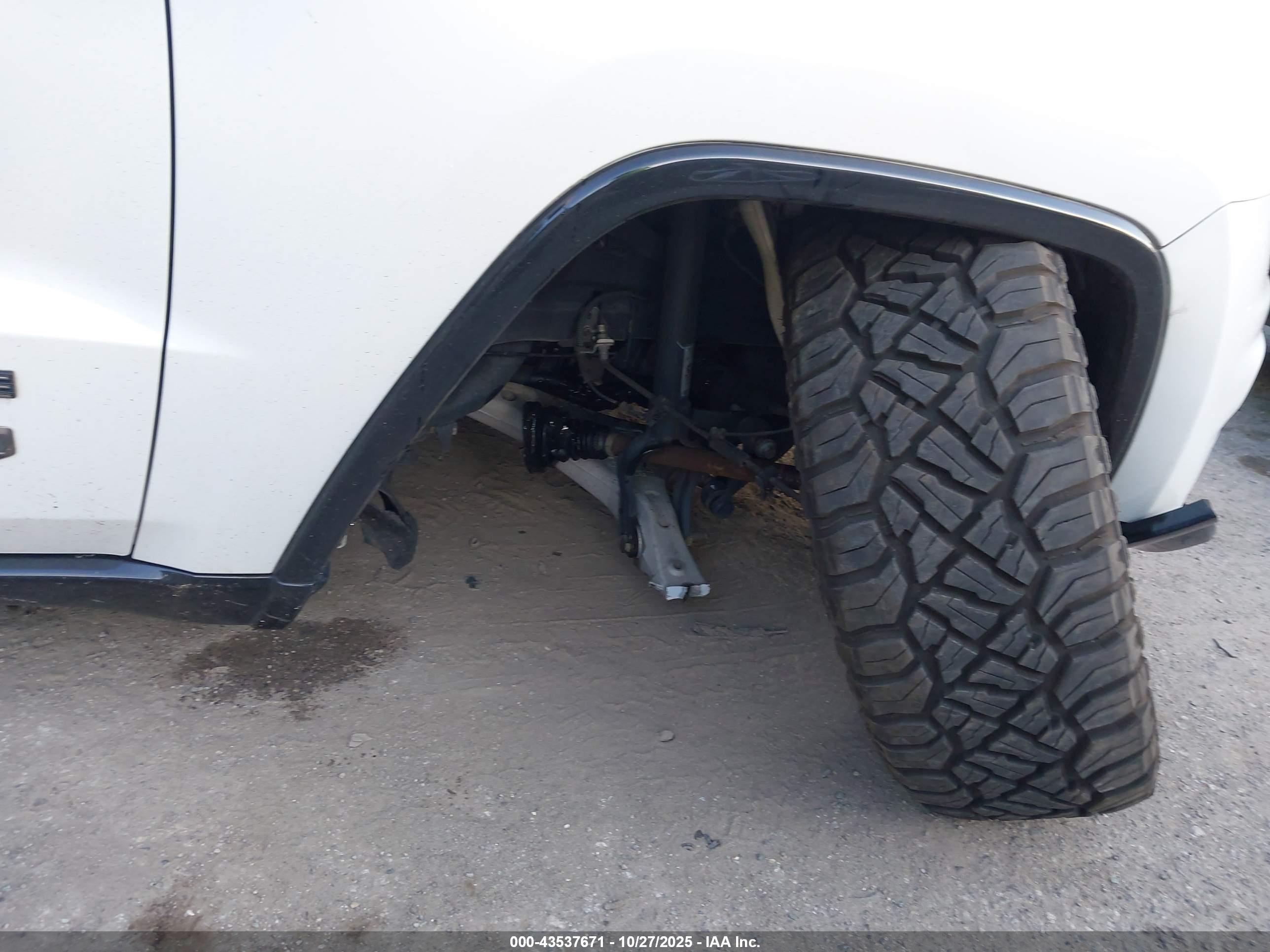 JEEP GRAND image 6
