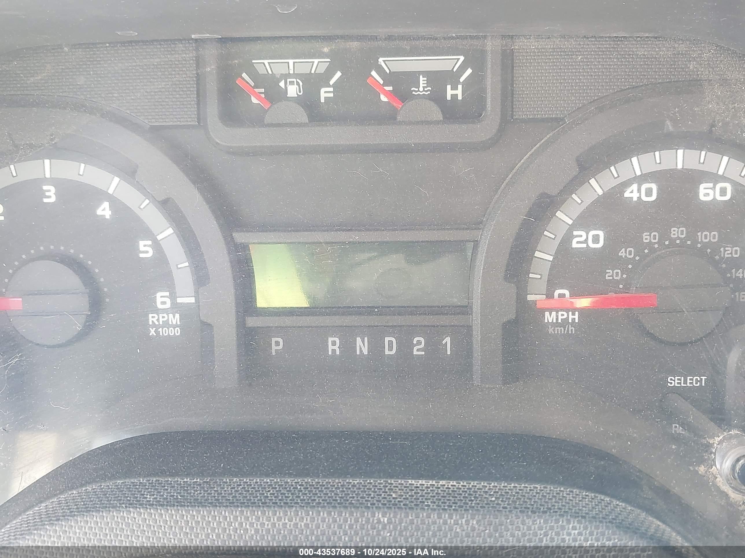 FORD E-250 image 7