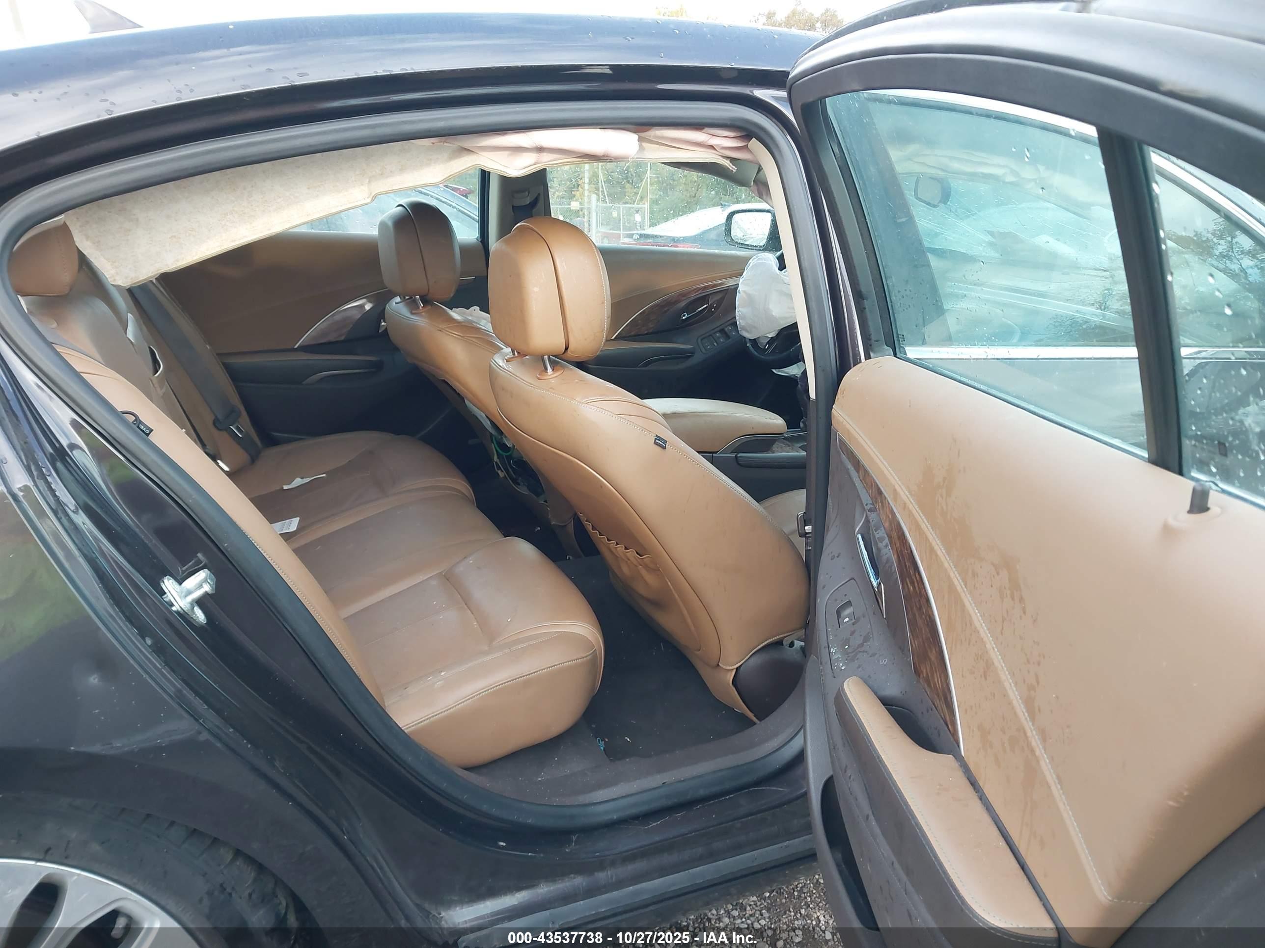 BUICK LACROSSE image 8