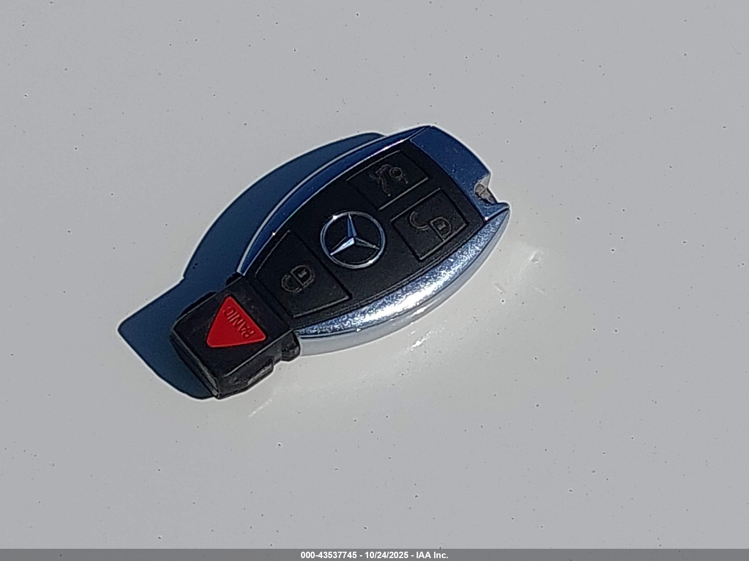 MERCEDES-BENZ C image 11