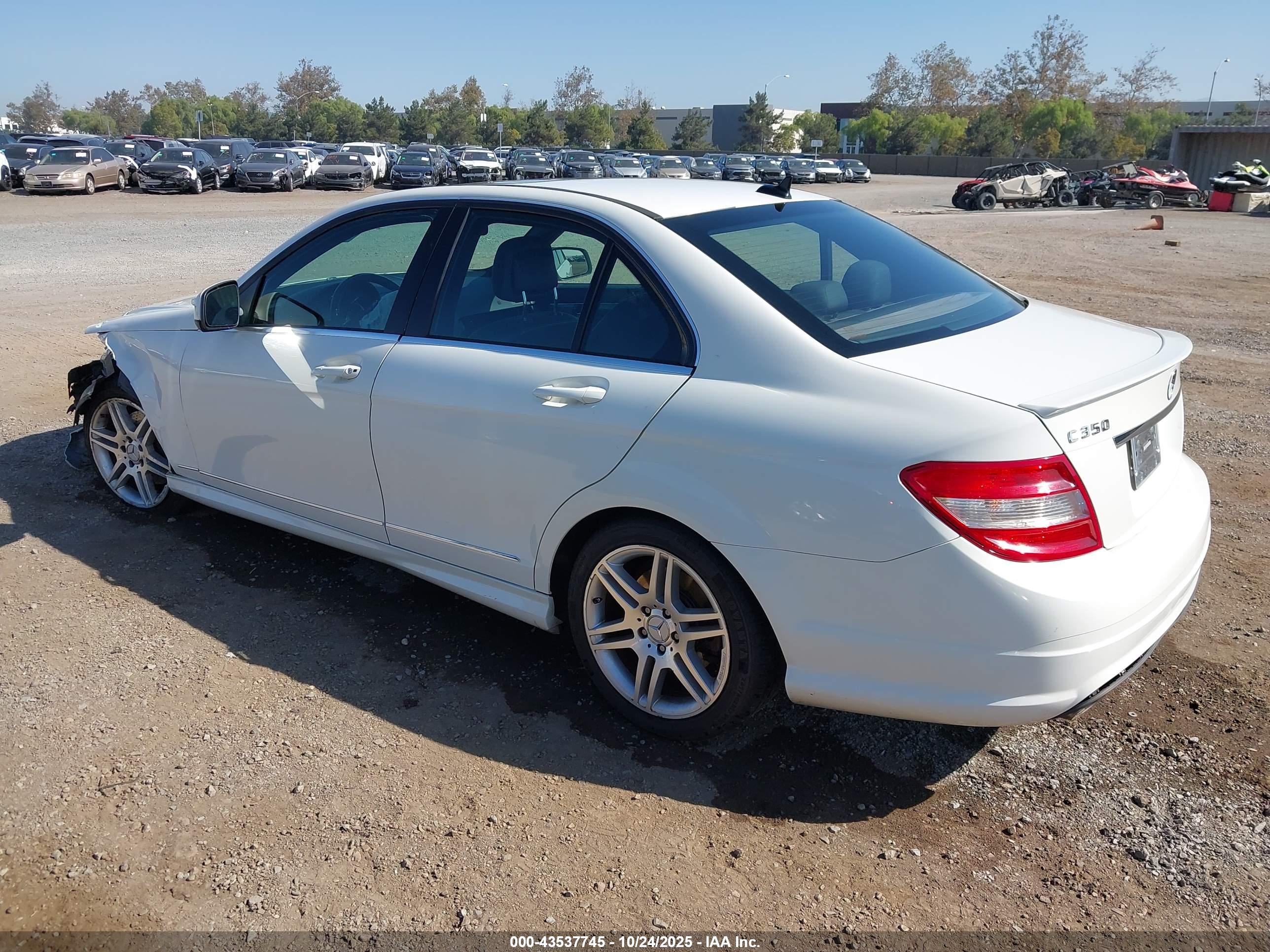 MERCEDES-BENZ C image 3