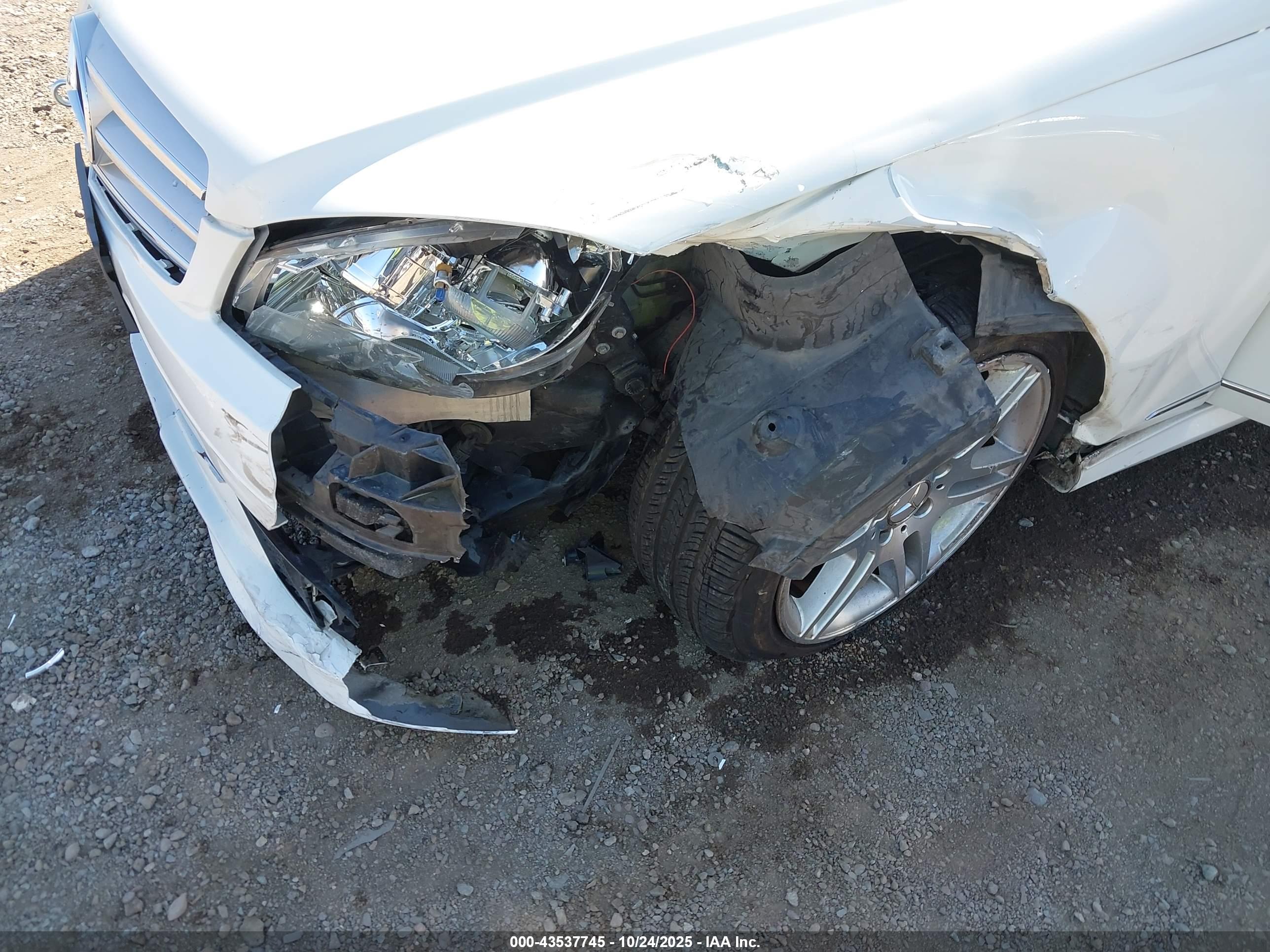 MERCEDES-BENZ C image 6