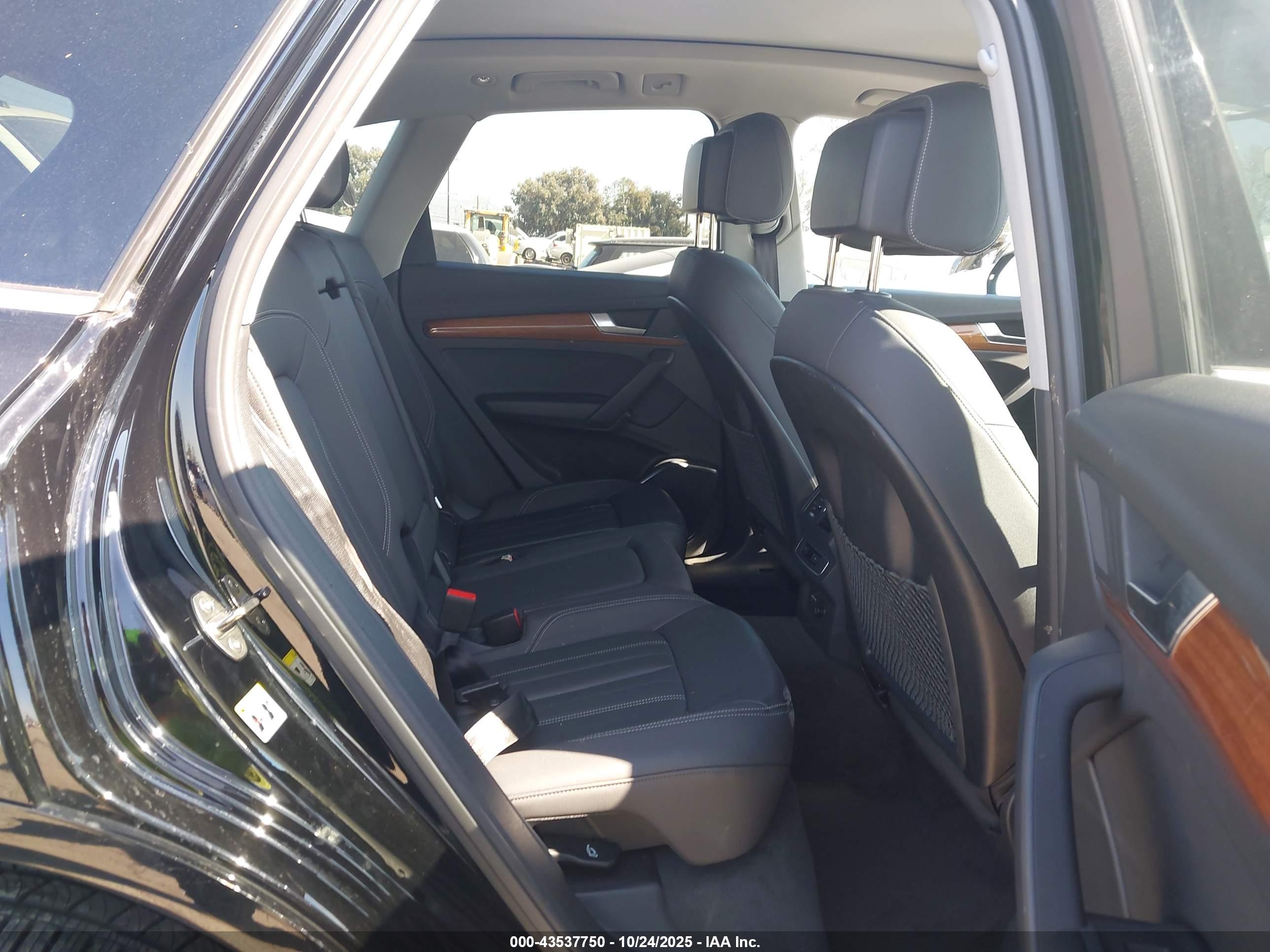 AUDI Q5 image 8
