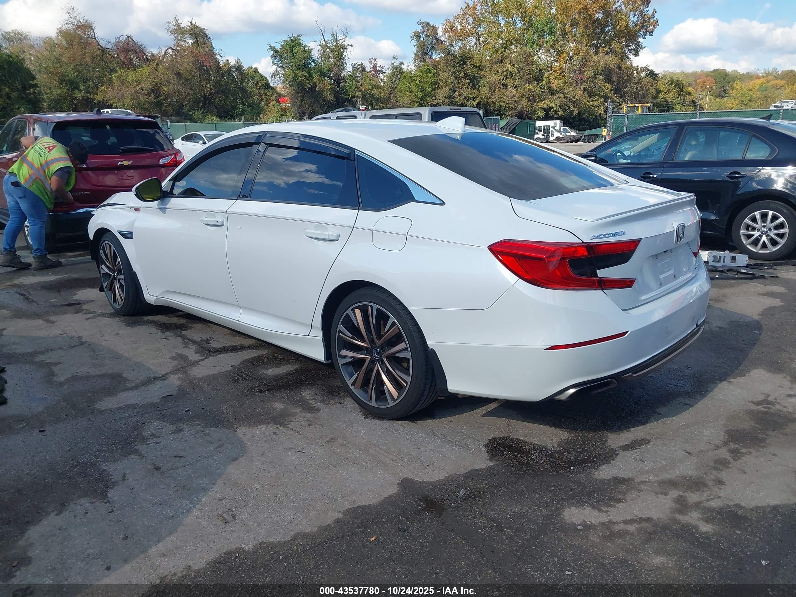 HONDA ACCORD image 3