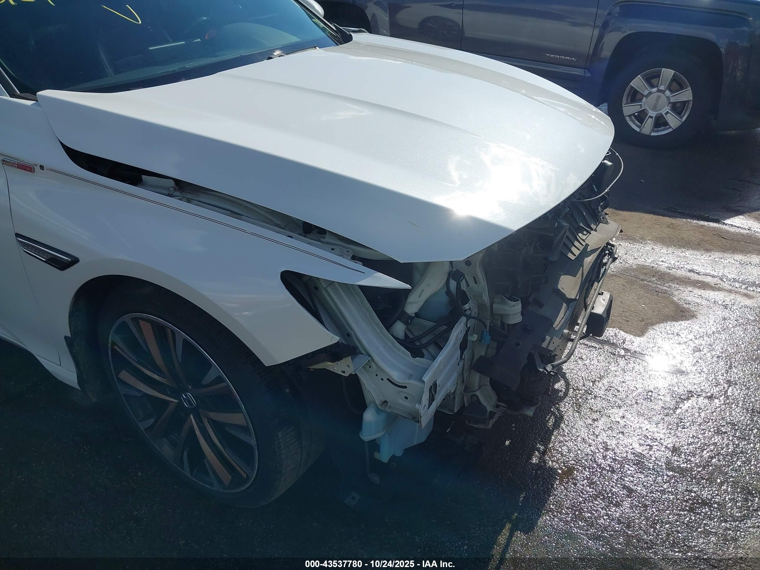 HONDA ACCORD image 6