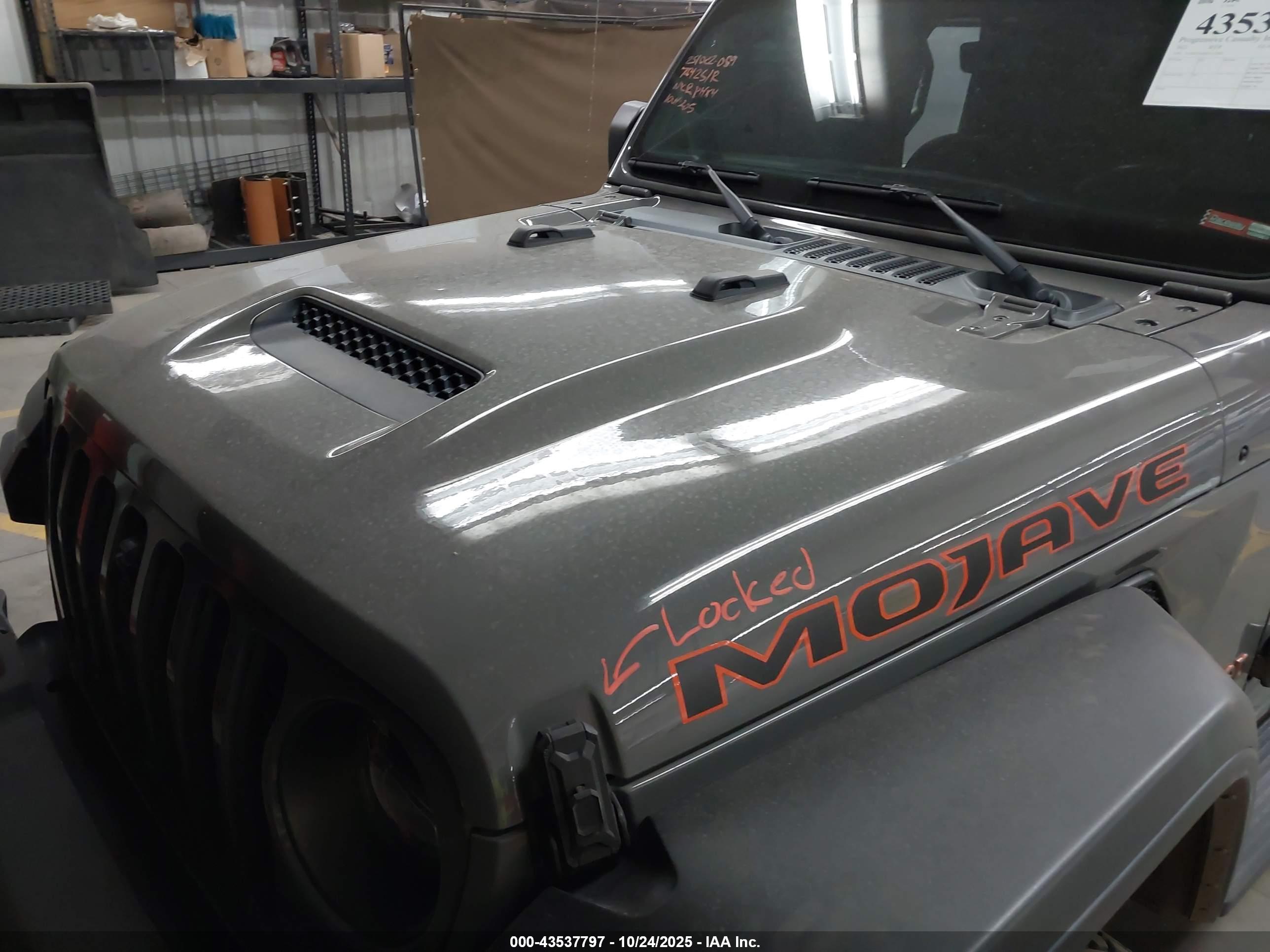 JEEP GLADIATOR image 10