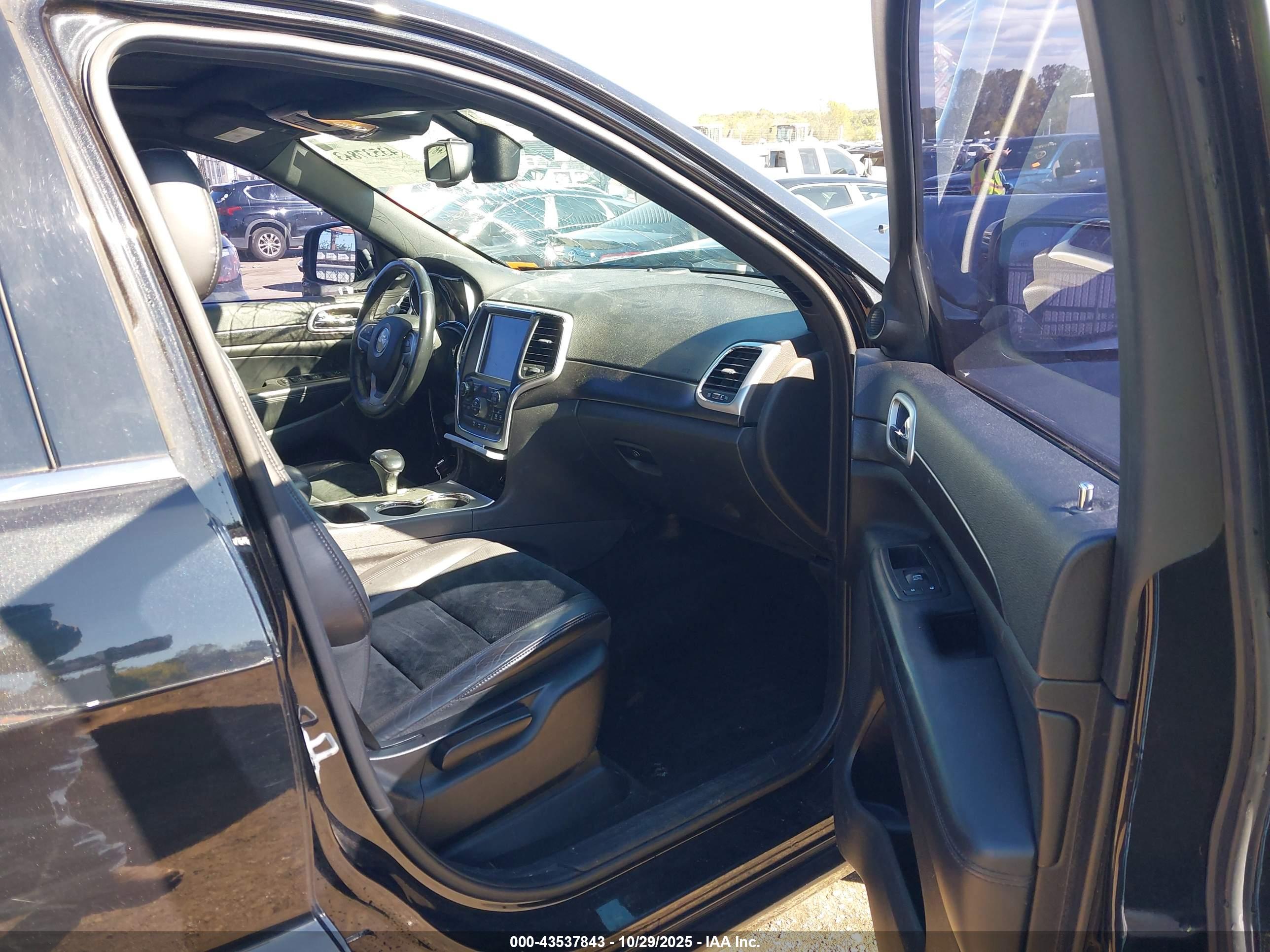 JEEP GRAND image 5