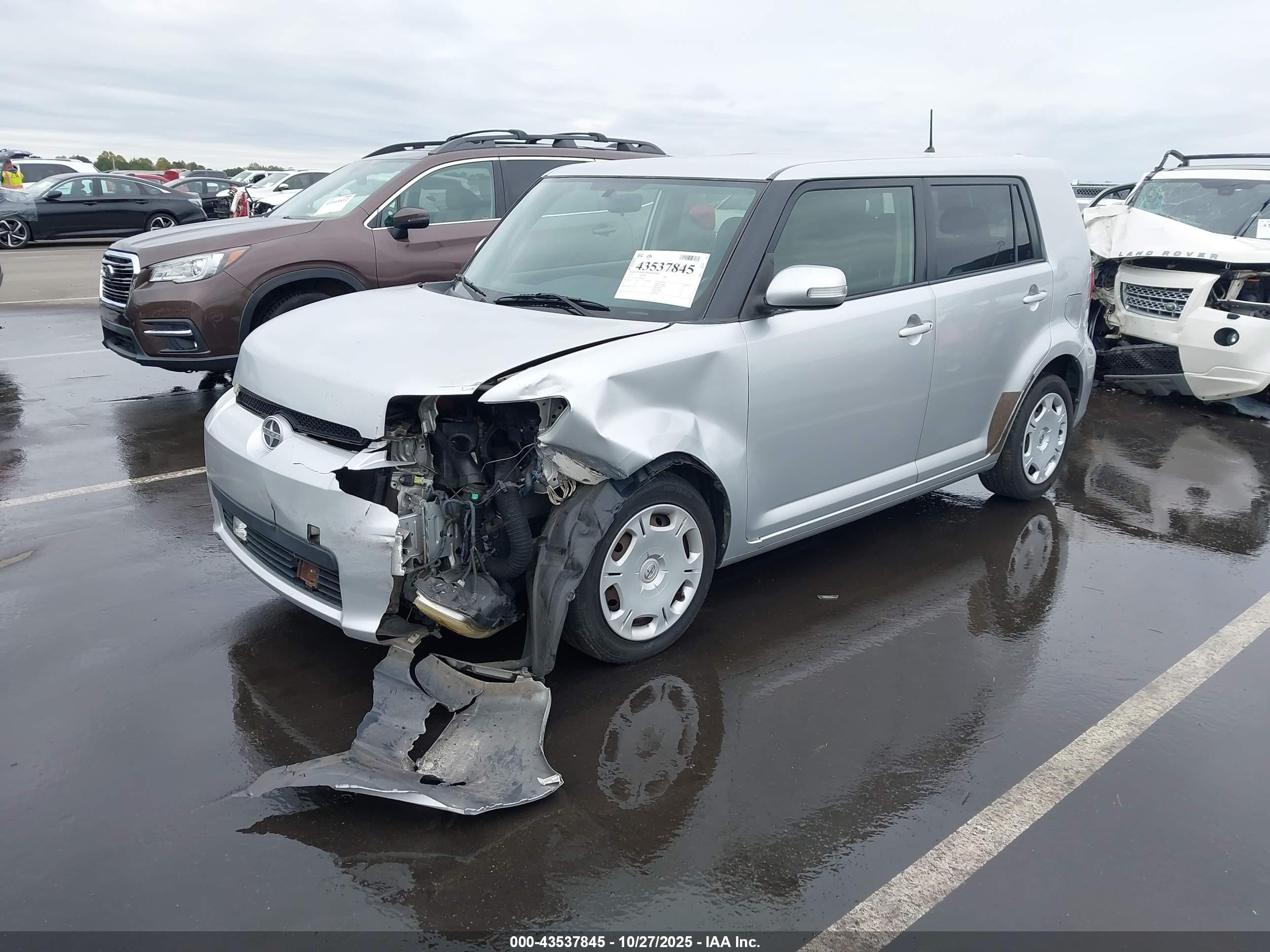 SCION XB image 2