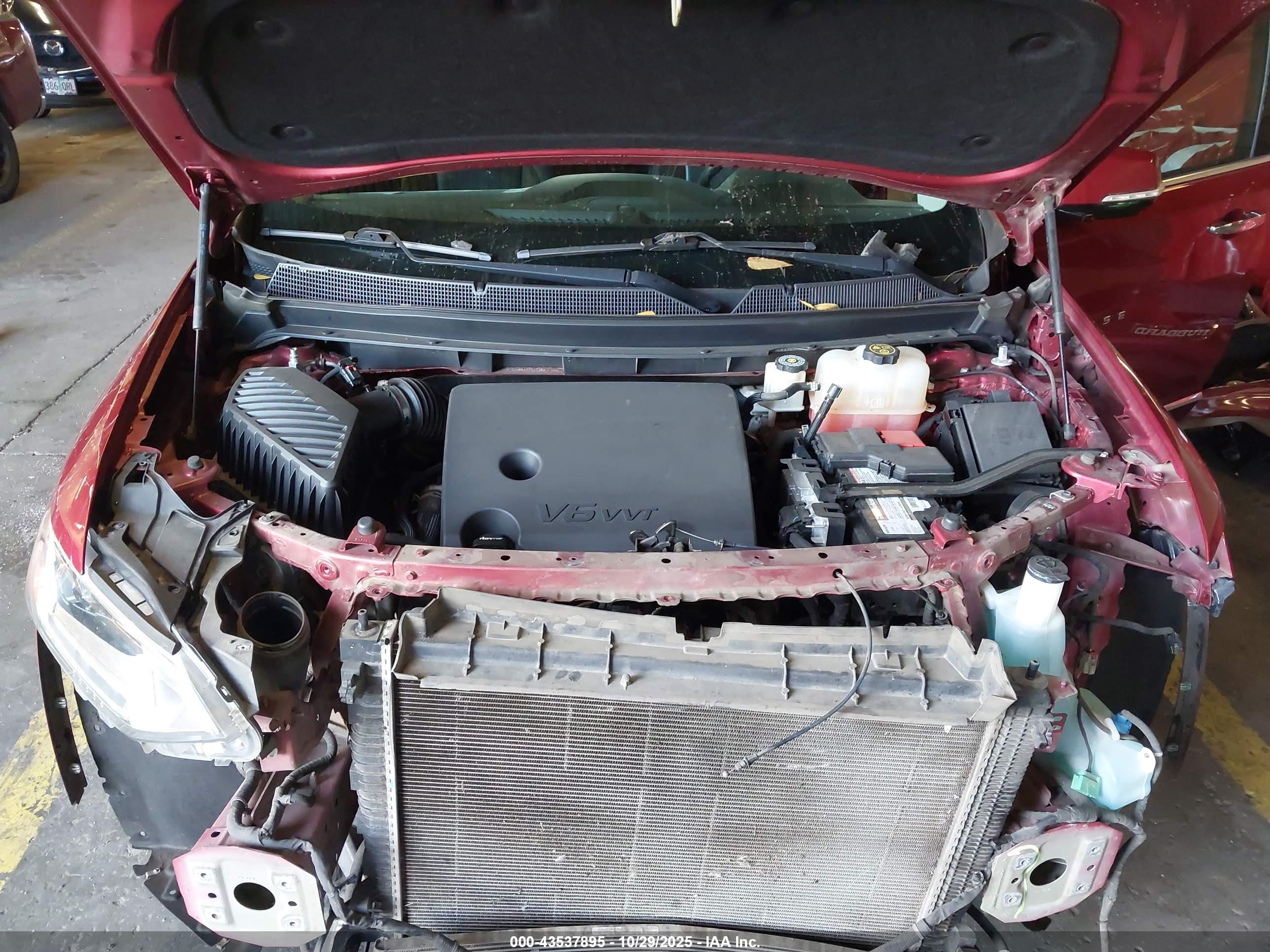 CHEVROLET TRAVERSE image 10