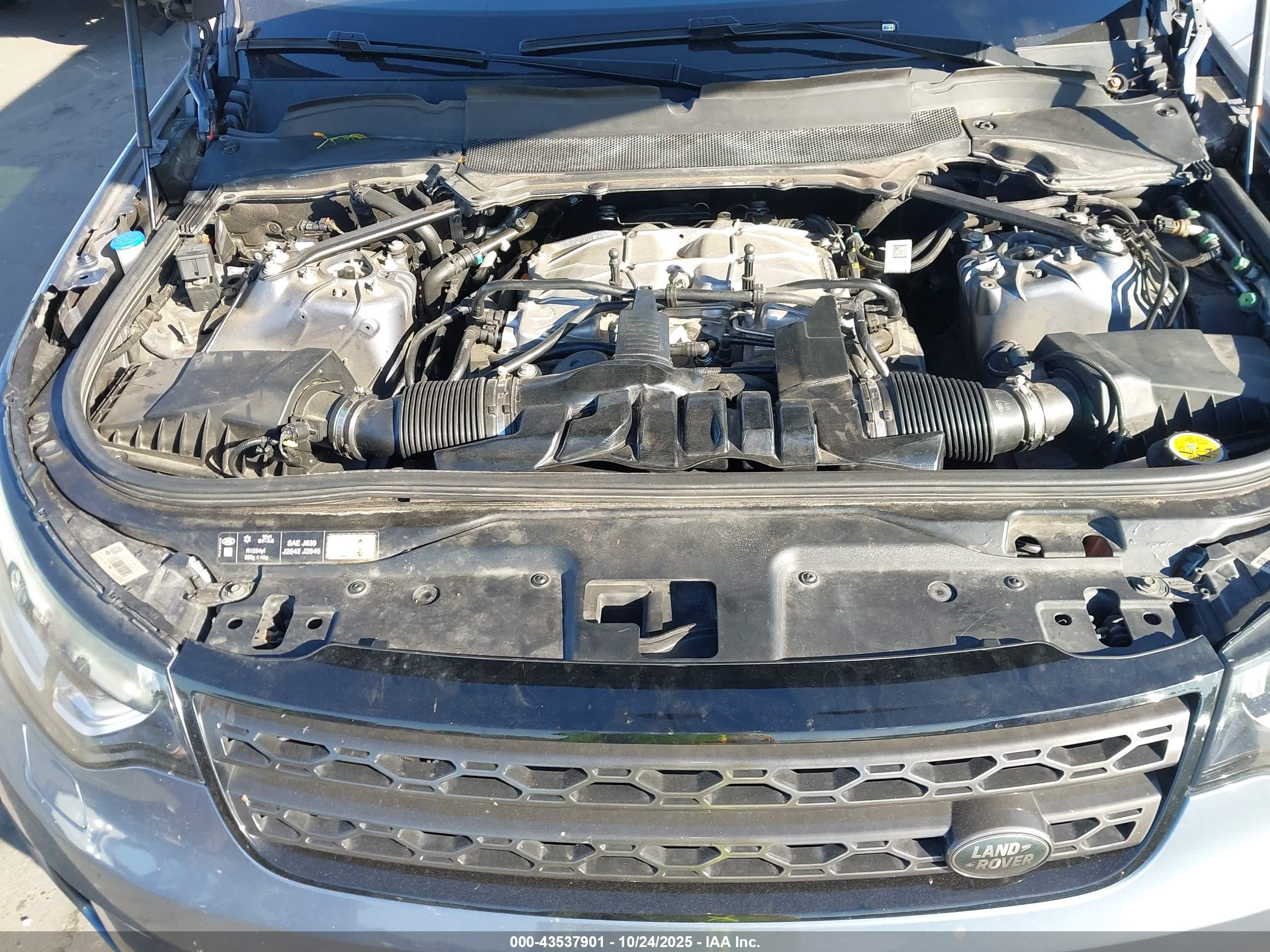LAND ROVER image 10