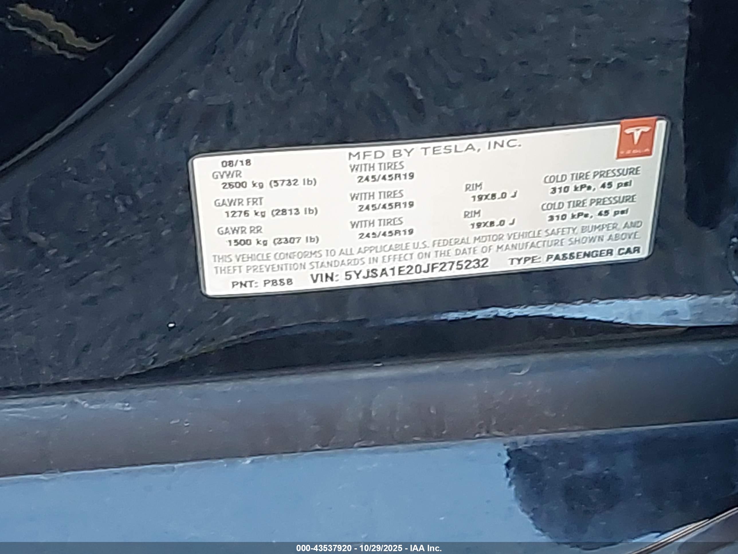 TESLA MODEL image 9
