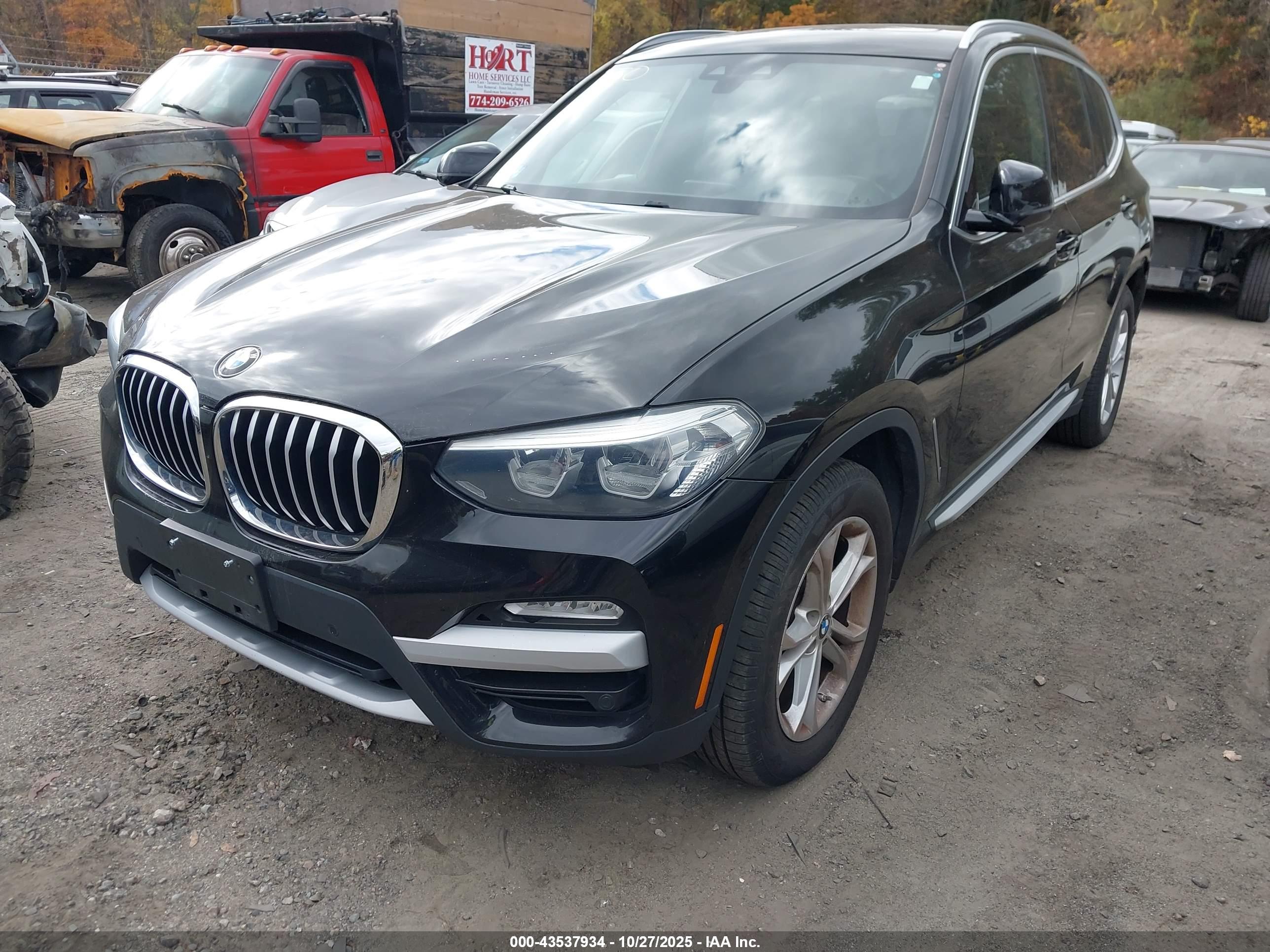 BMW X3 image 2