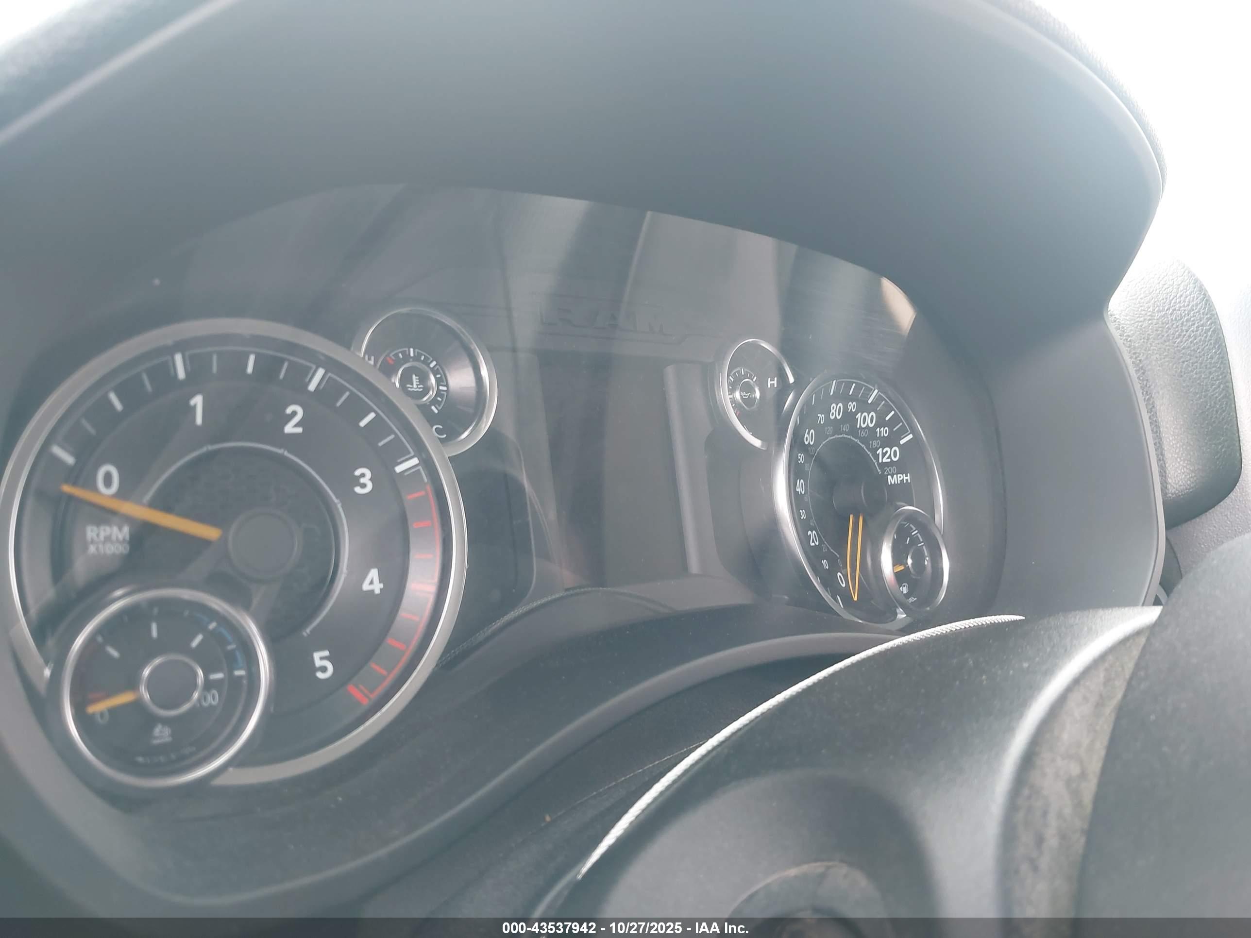 RAM 2500 image 7