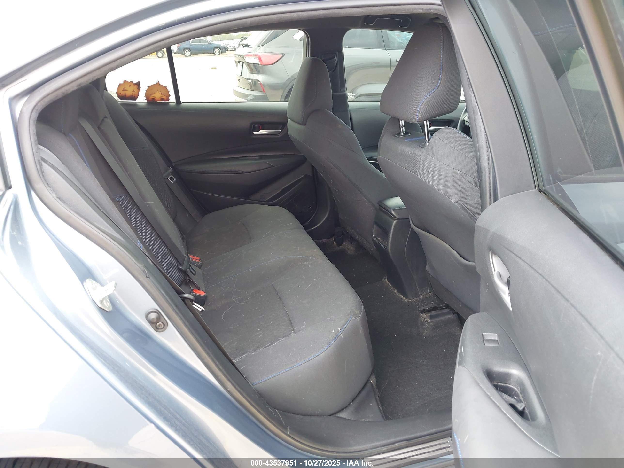 TOYOTA COROLLA image 8