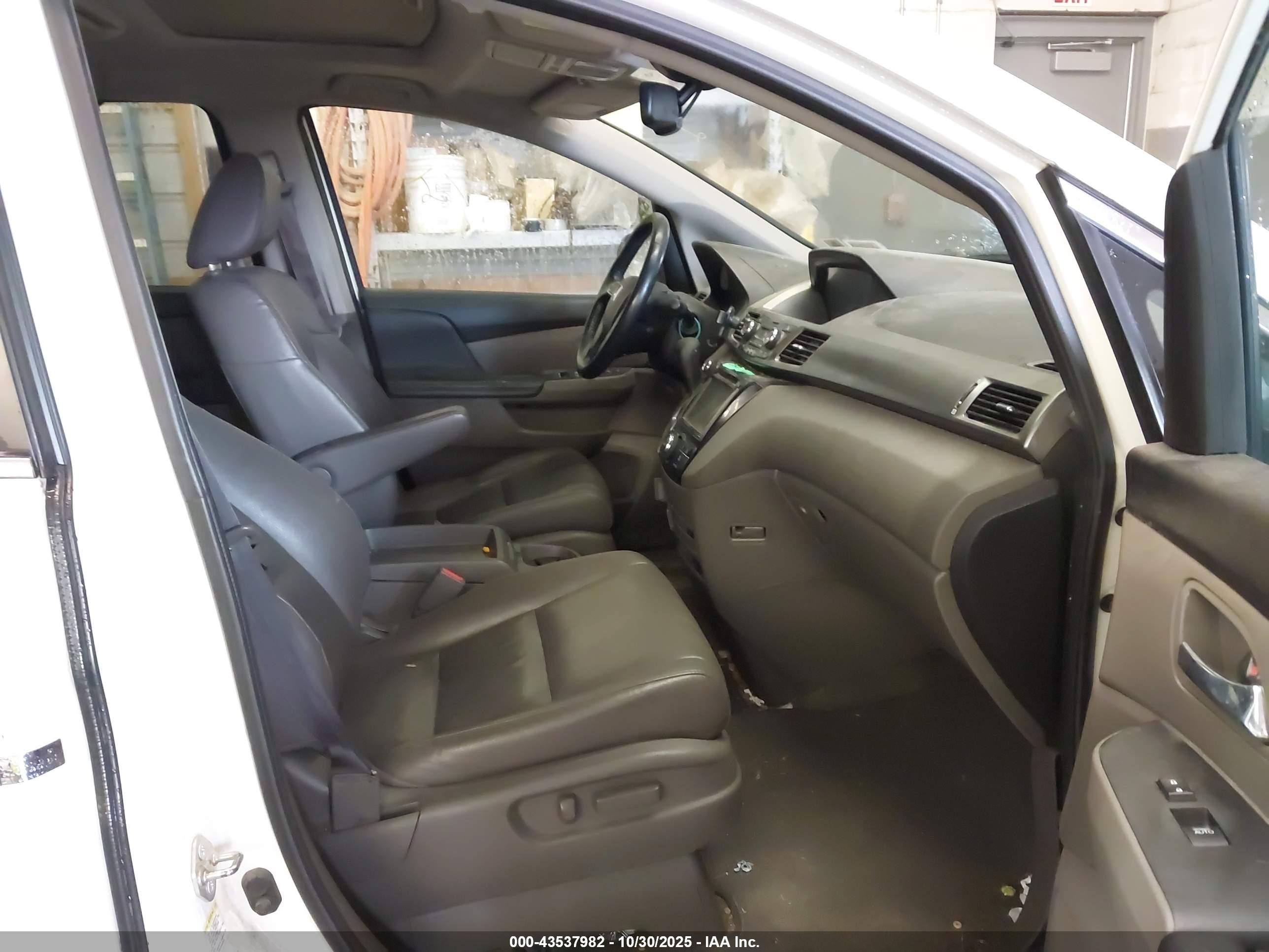 HONDA ODYSSEY image 5