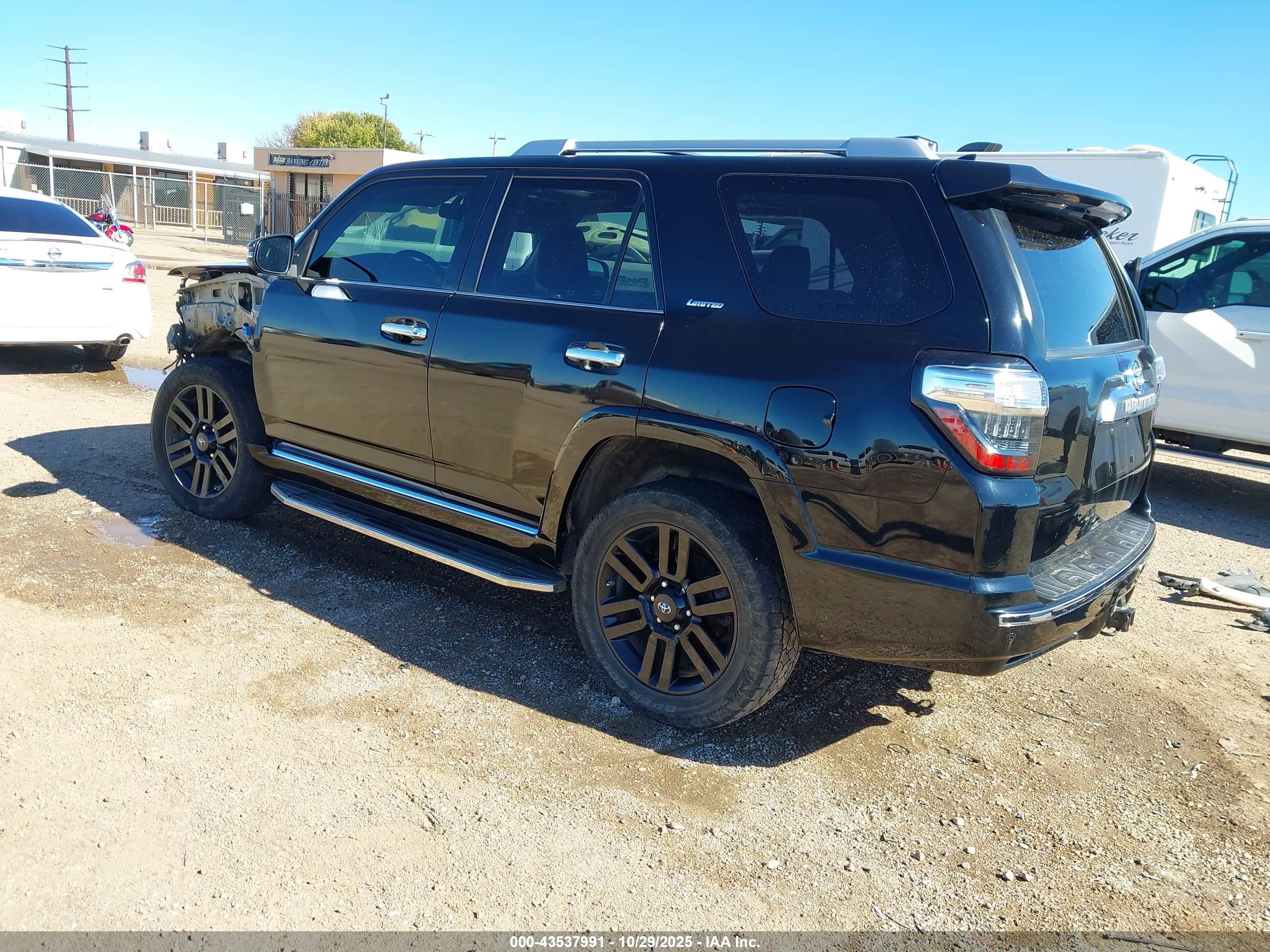 TOYOTA 4RUNNER image 3
