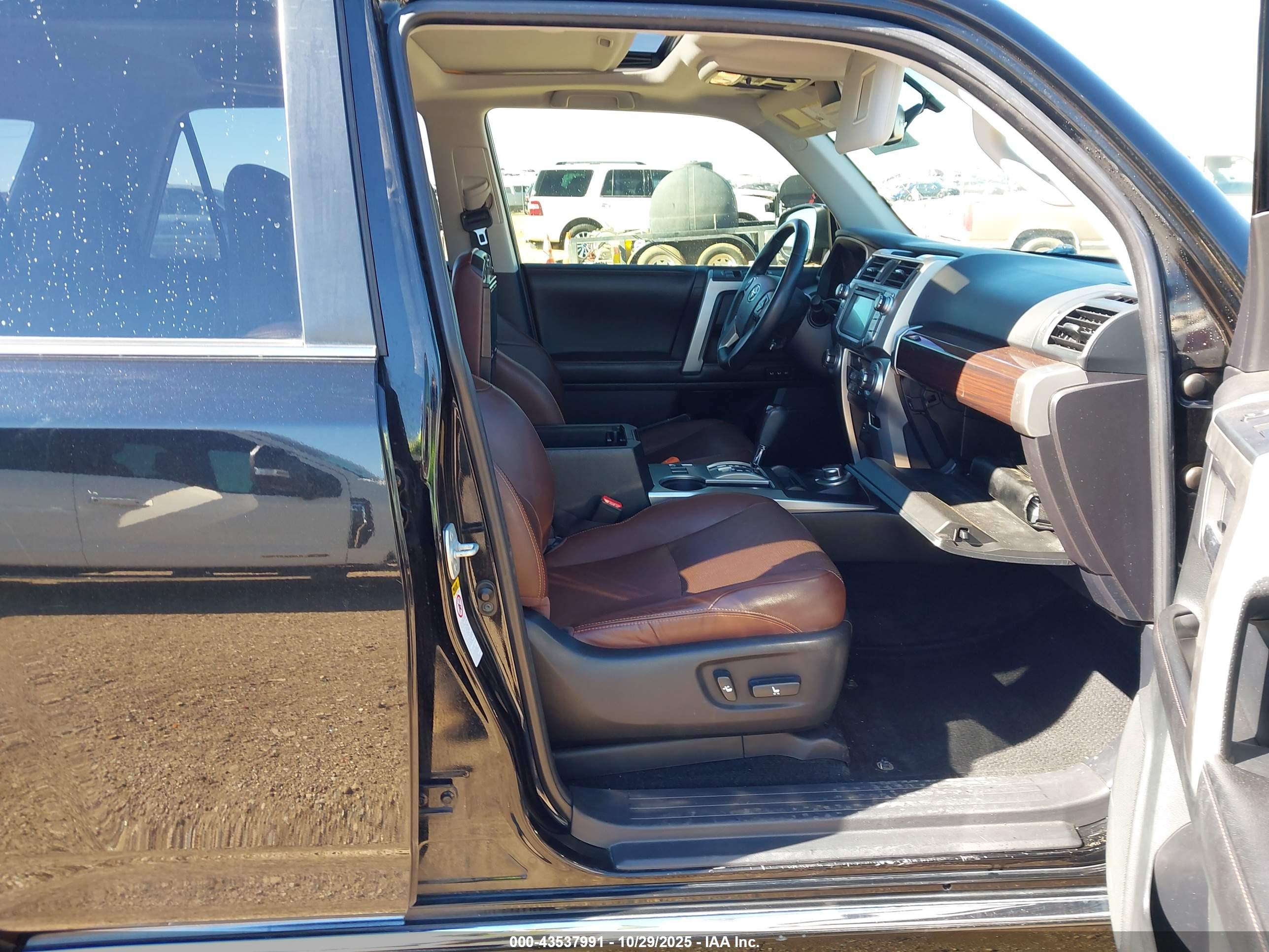 TOYOTA 4RUNNER image 5