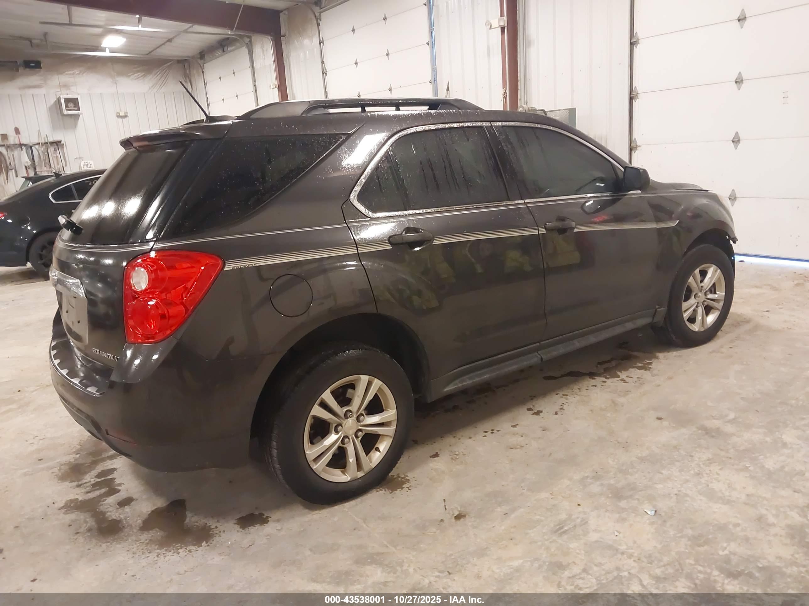 CHEVROLET EQUINOX image 4
