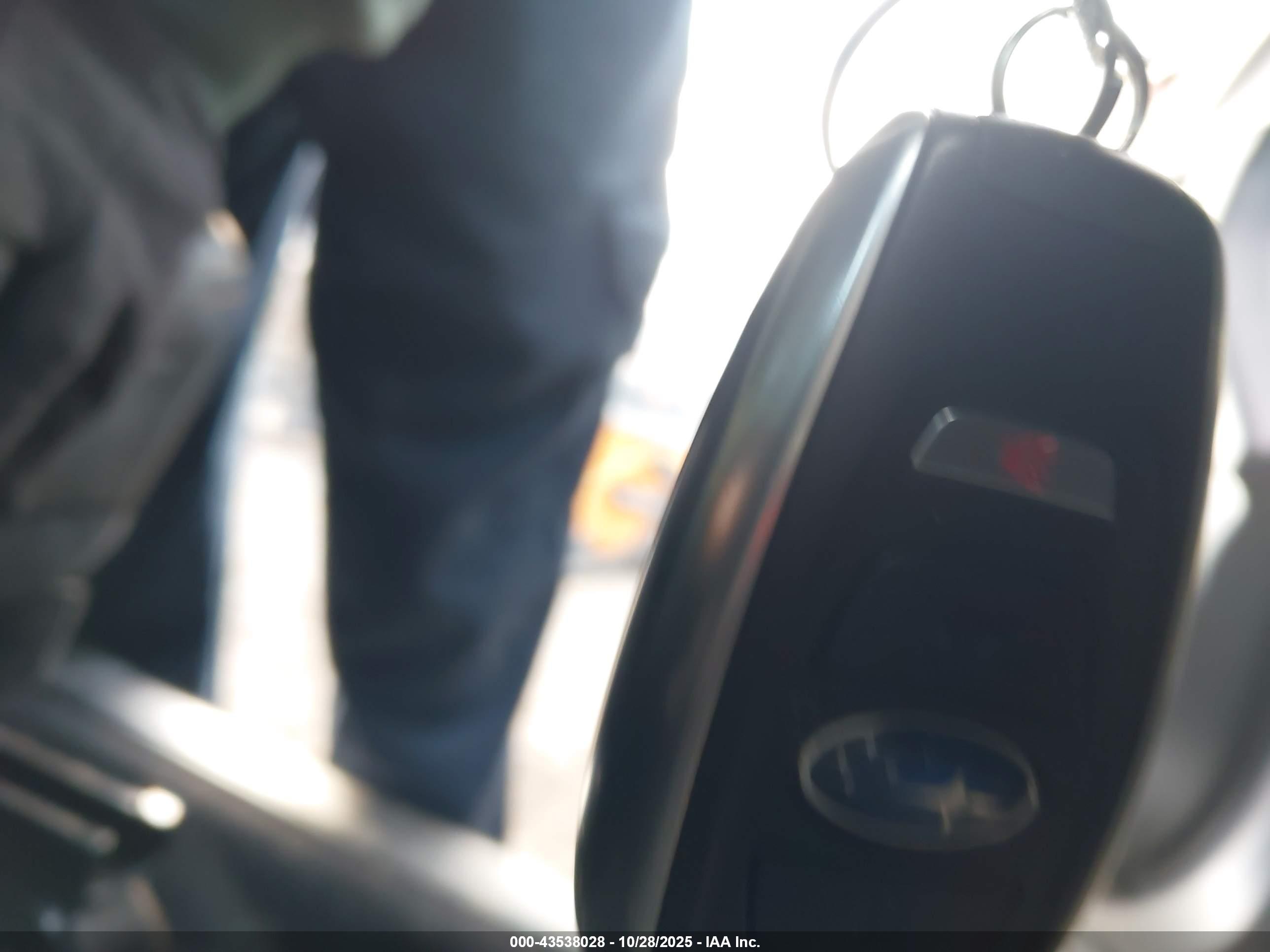 SUBARU FORESTER image 11
