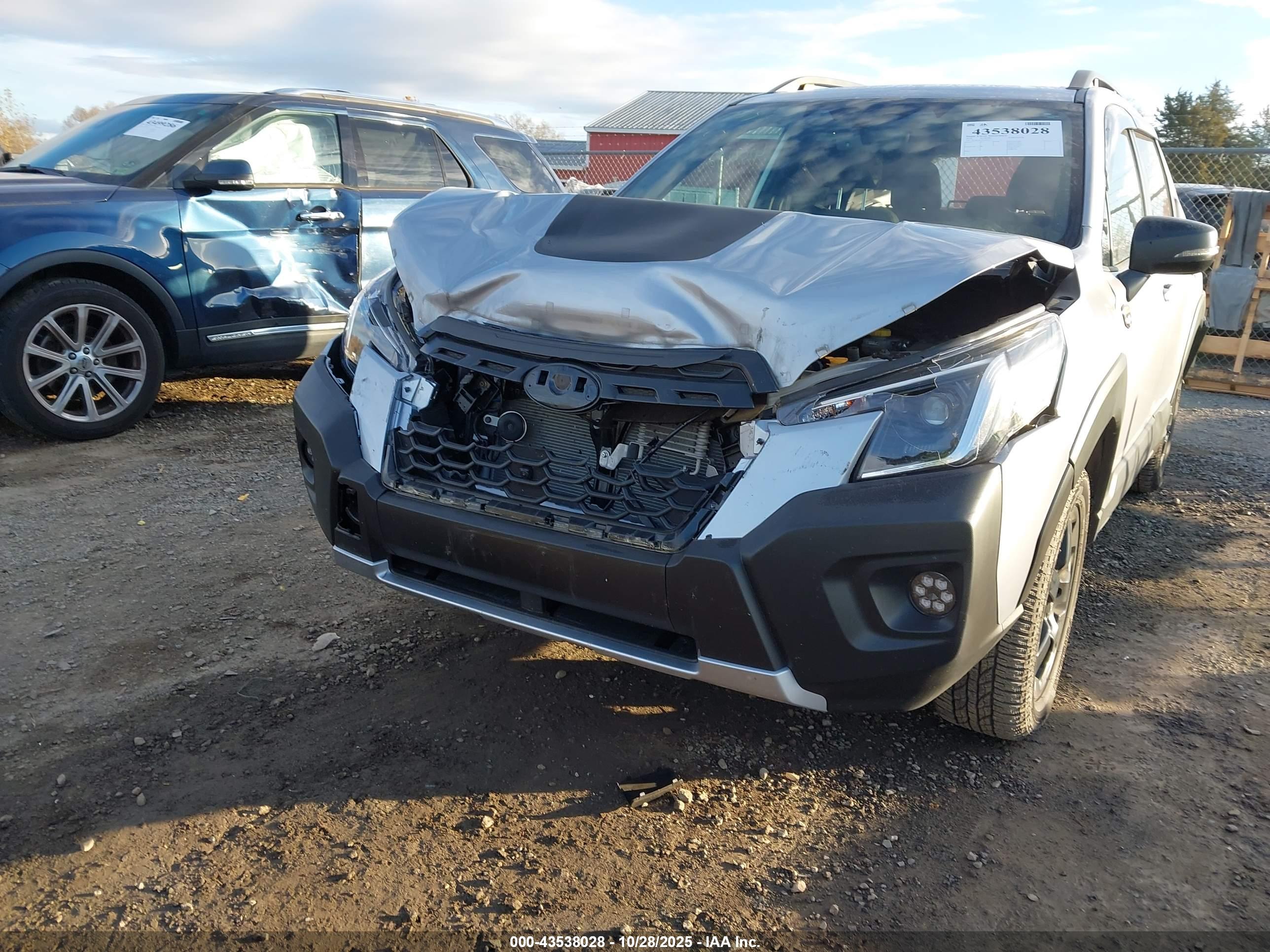 SUBARU FORESTER image 6