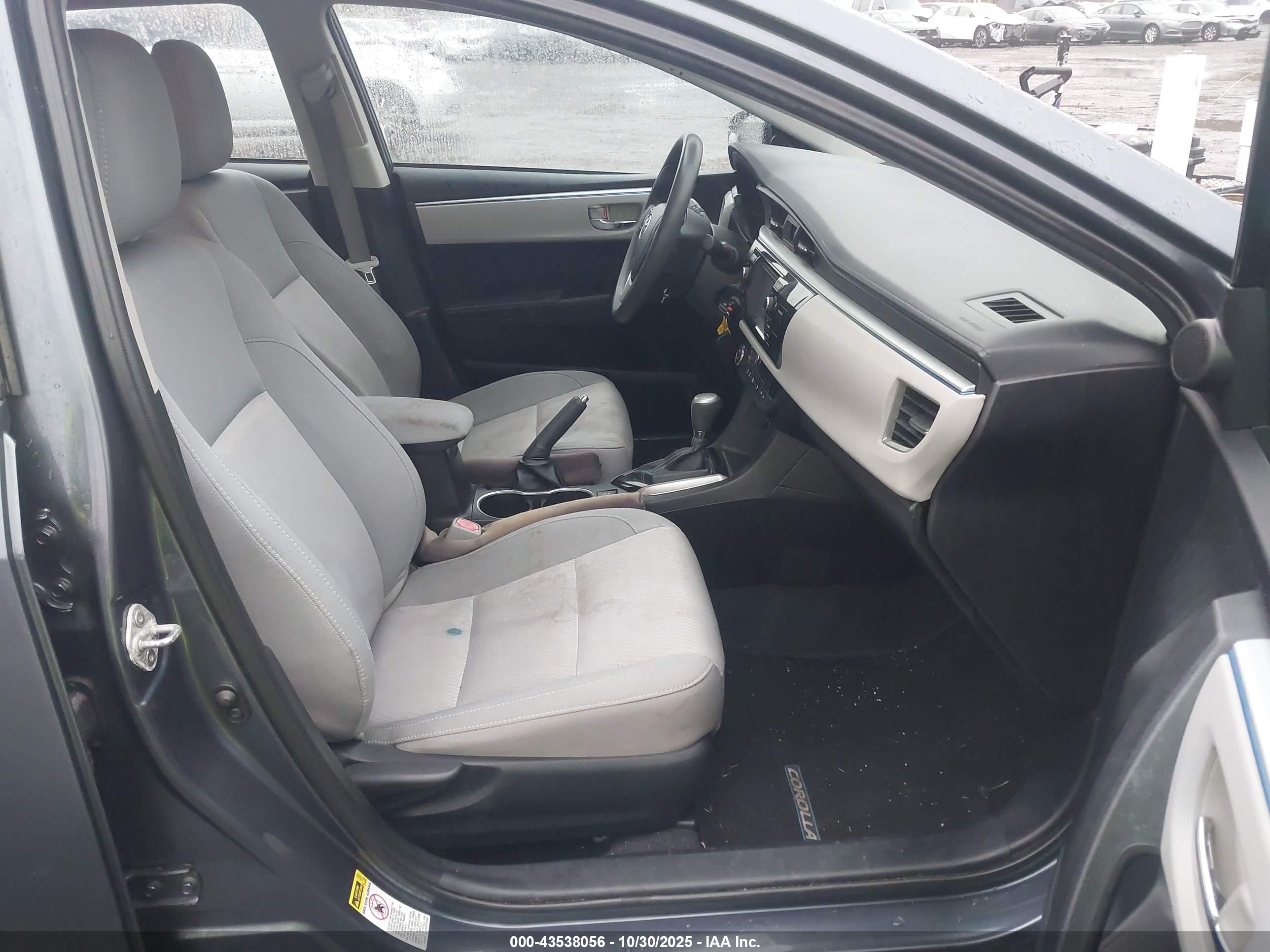 TOYOTA COROLLA image 5