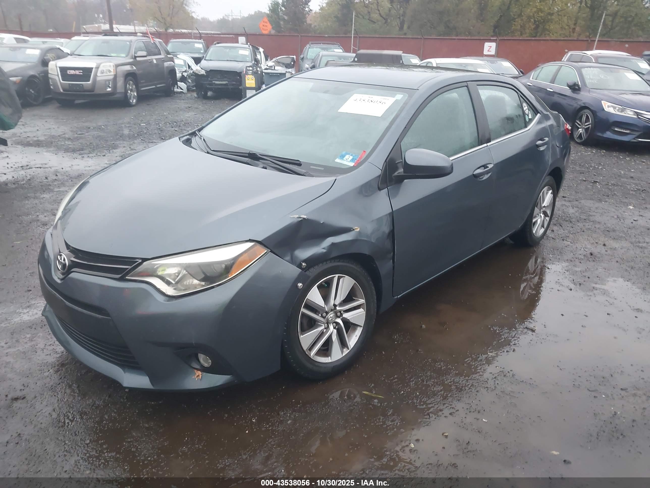 TOYOTA COROLLA image 6