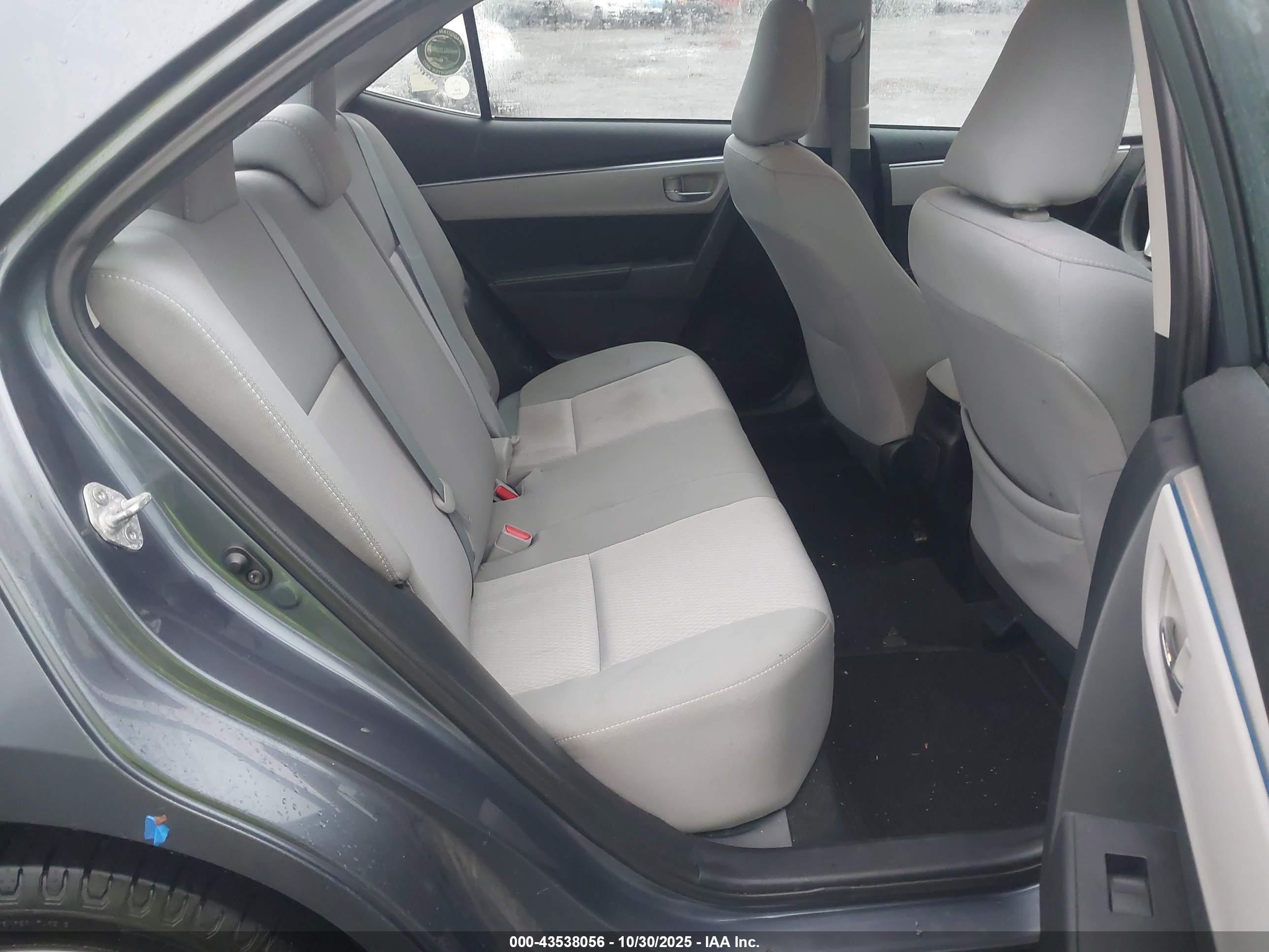 TOYOTA COROLLA image 8