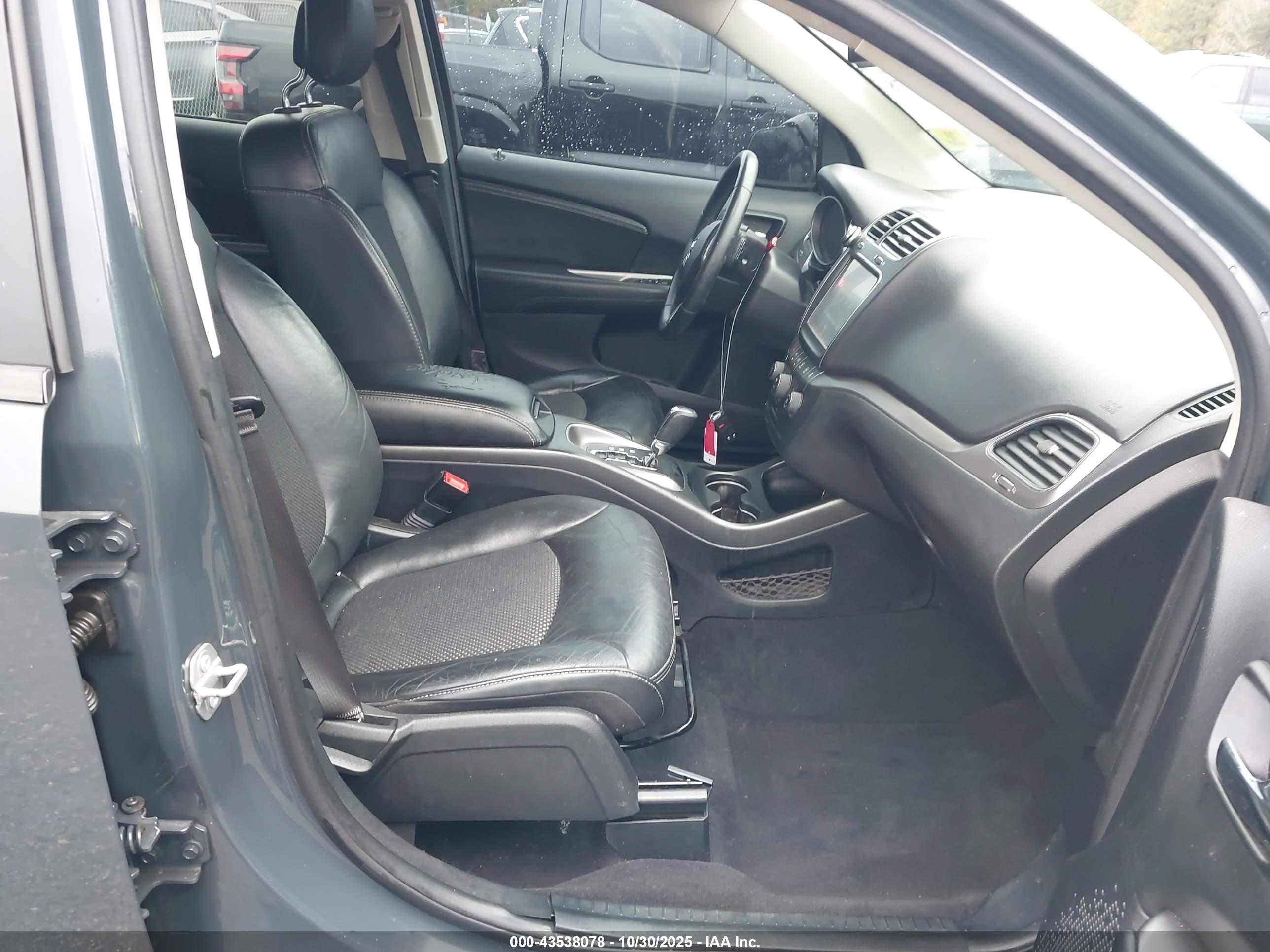 DODGE JOURNEY image 5
