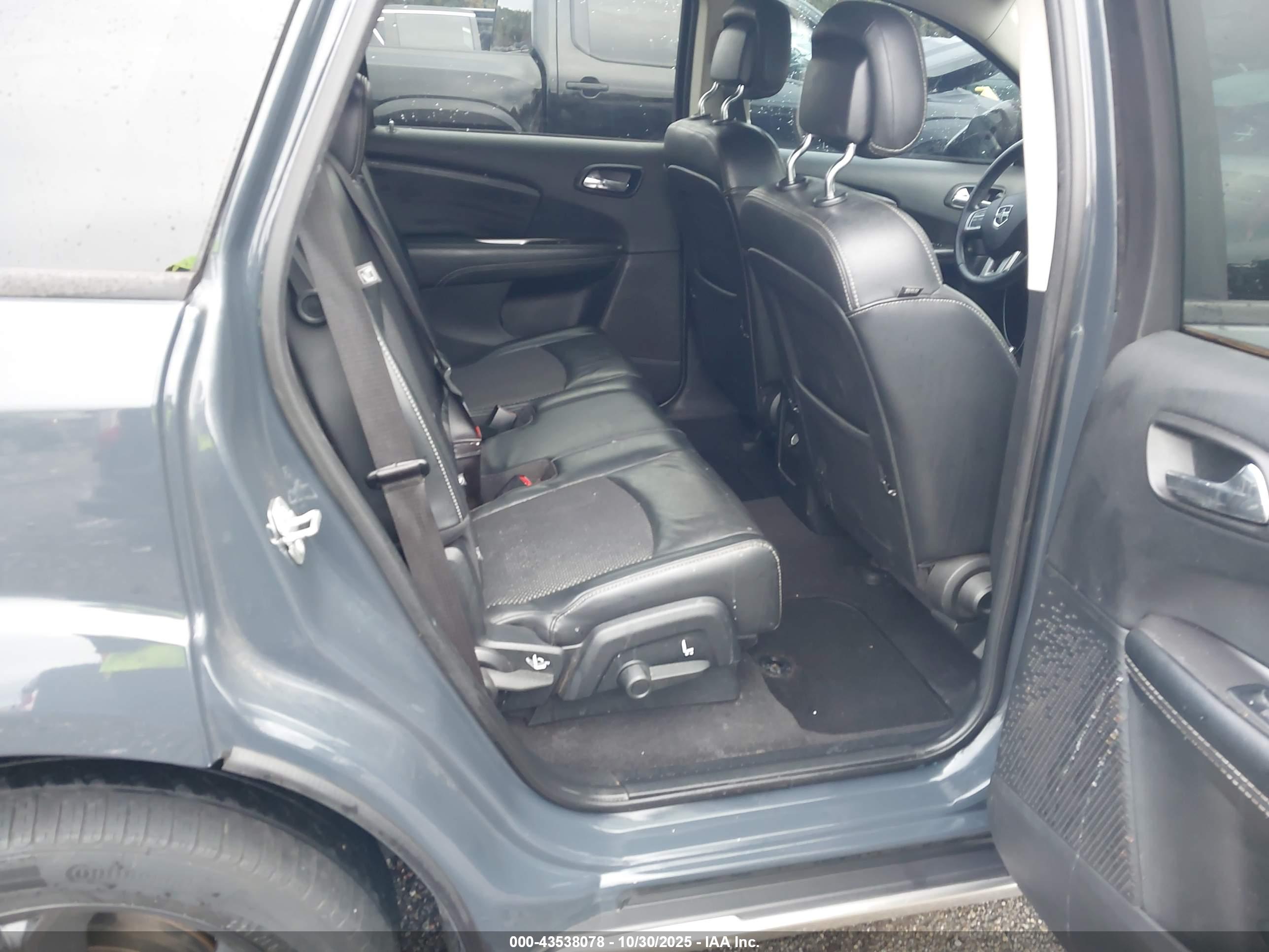DODGE JOURNEY image 8