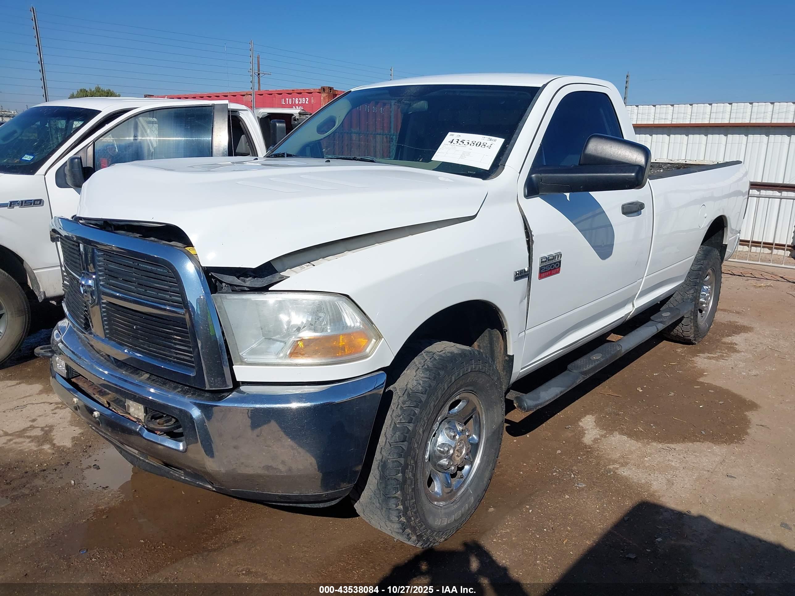 RAM 2500 image 2
