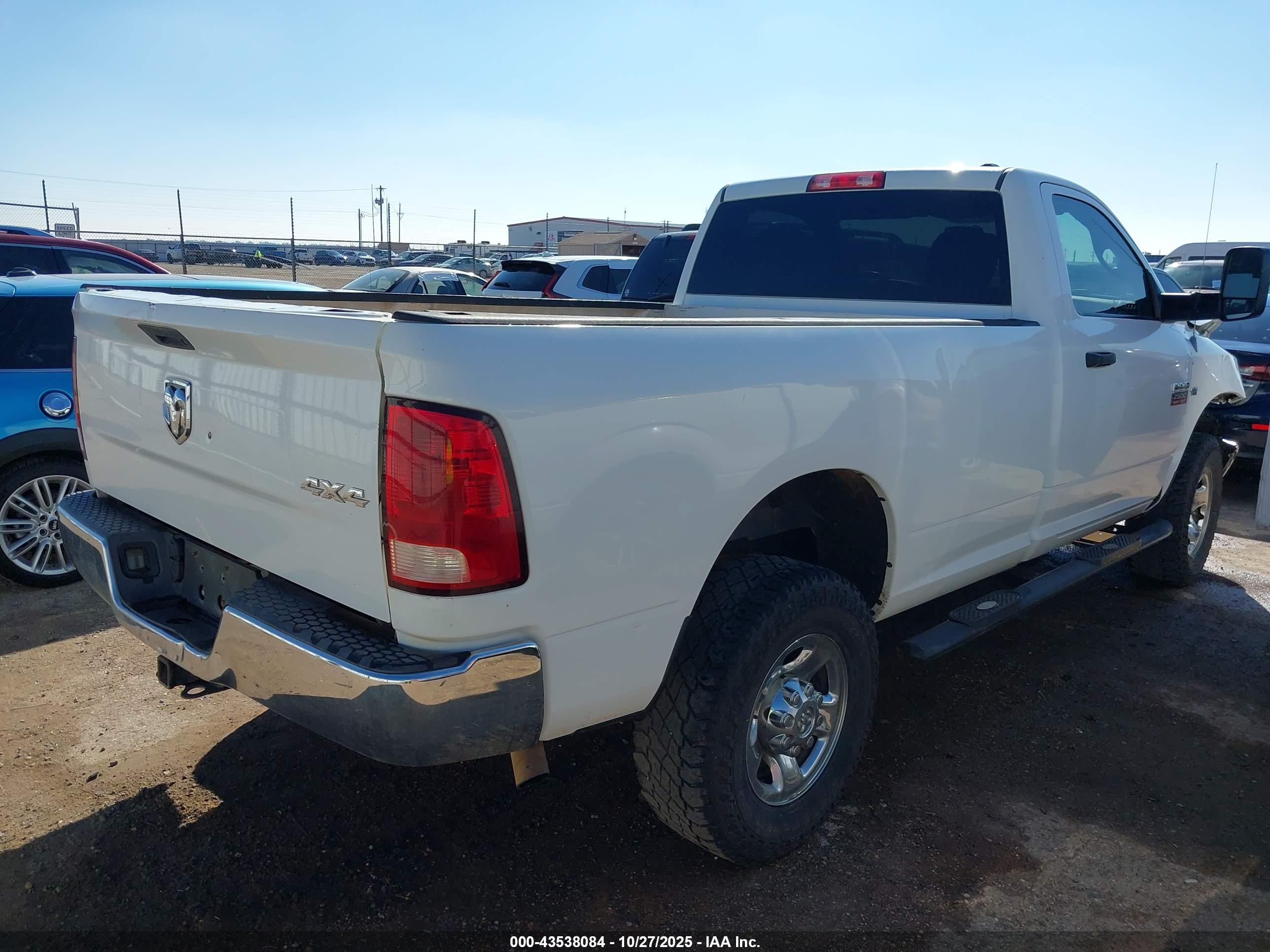 RAM 2500 image 4