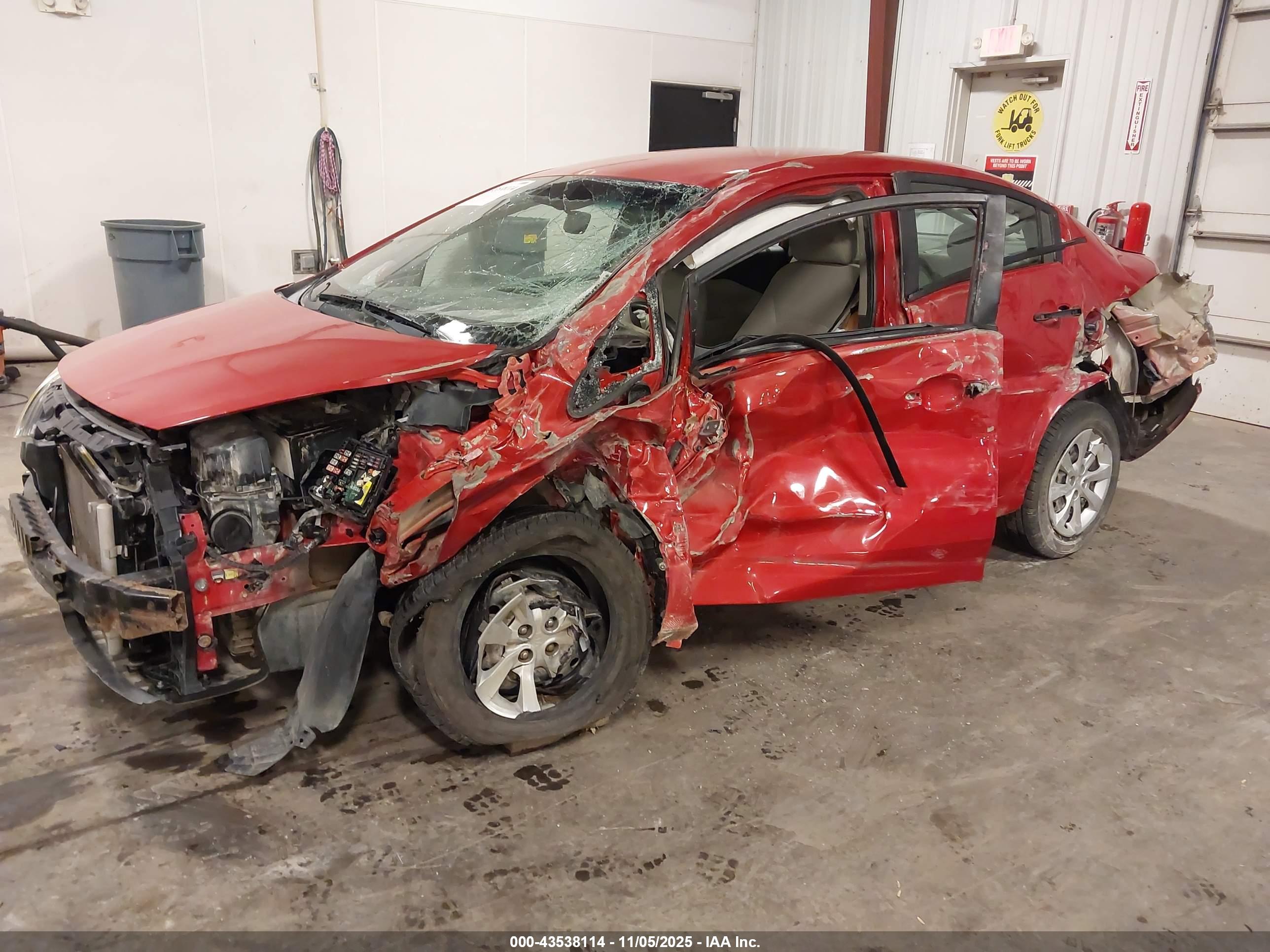 KIA RIO image 6