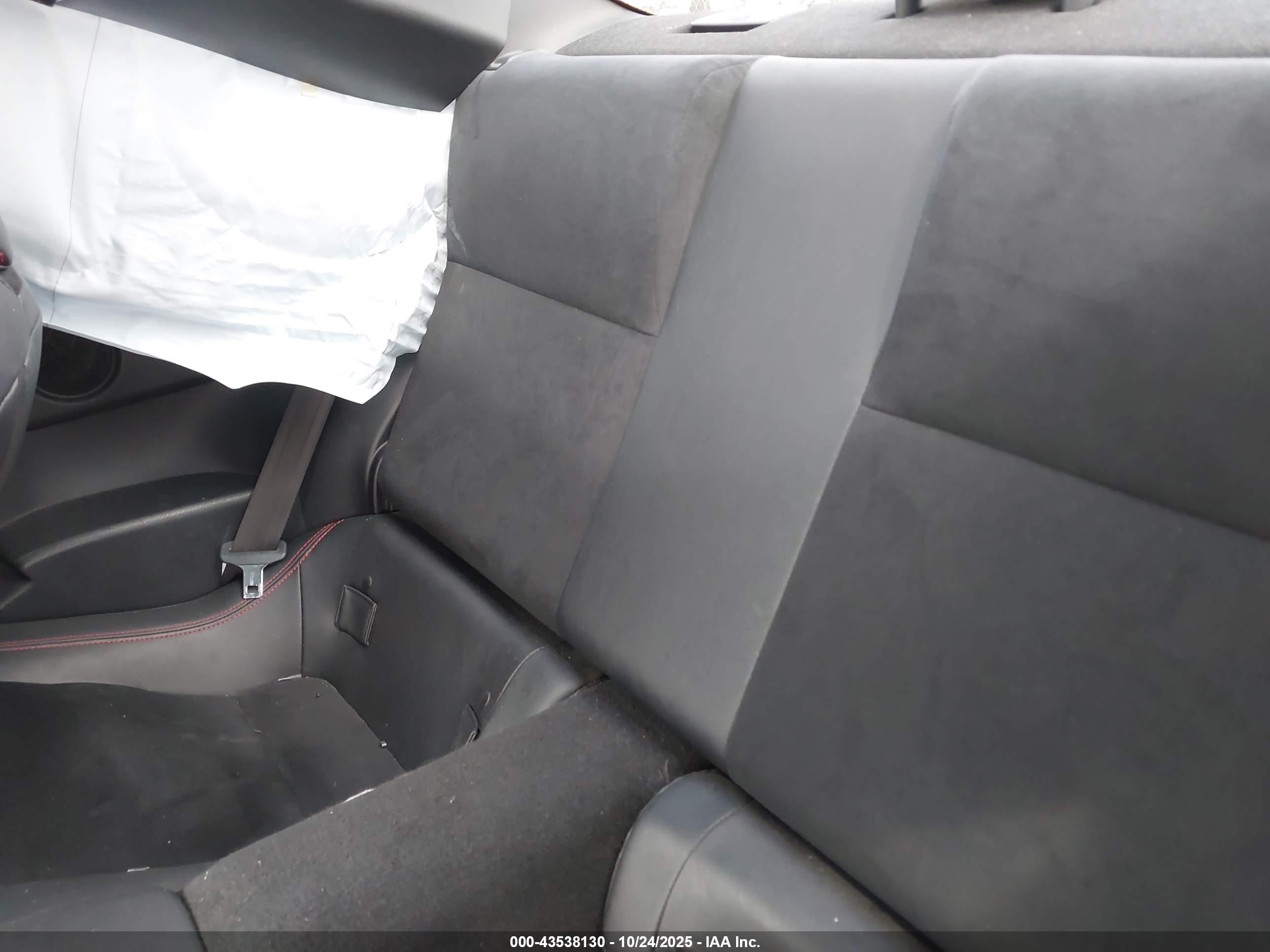SUBARU BRZ image 8