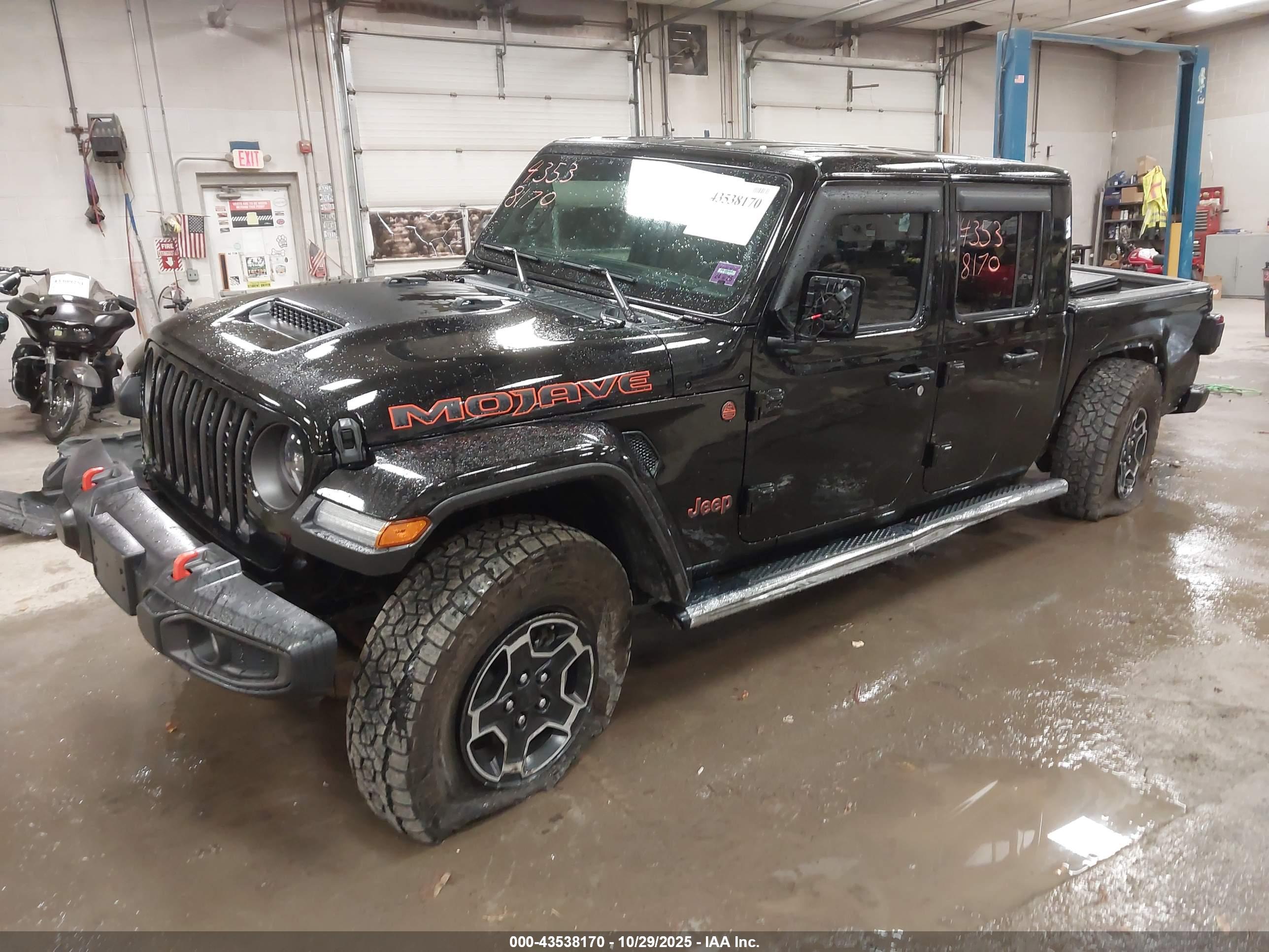 JEEP GLADIATOR image 2