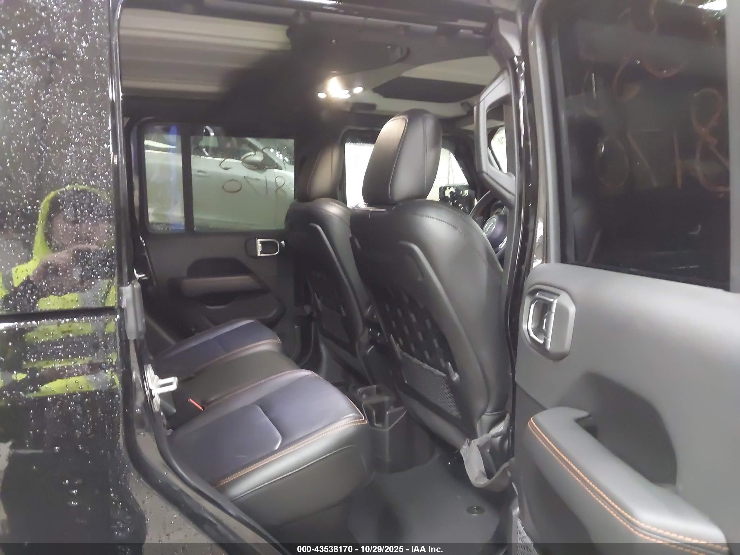 JEEP GLADIATOR image 8
